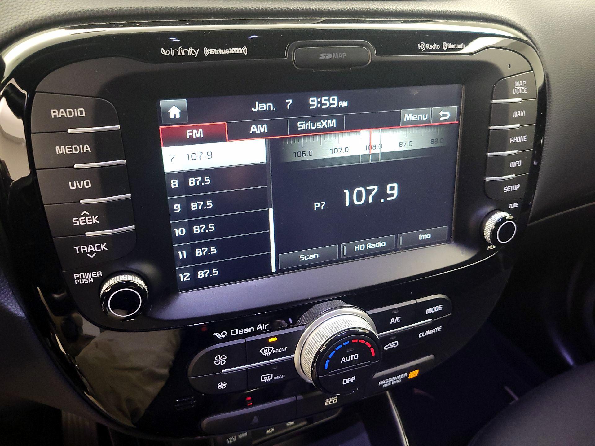 Thumbnail: 2014 Kia Soul - 16