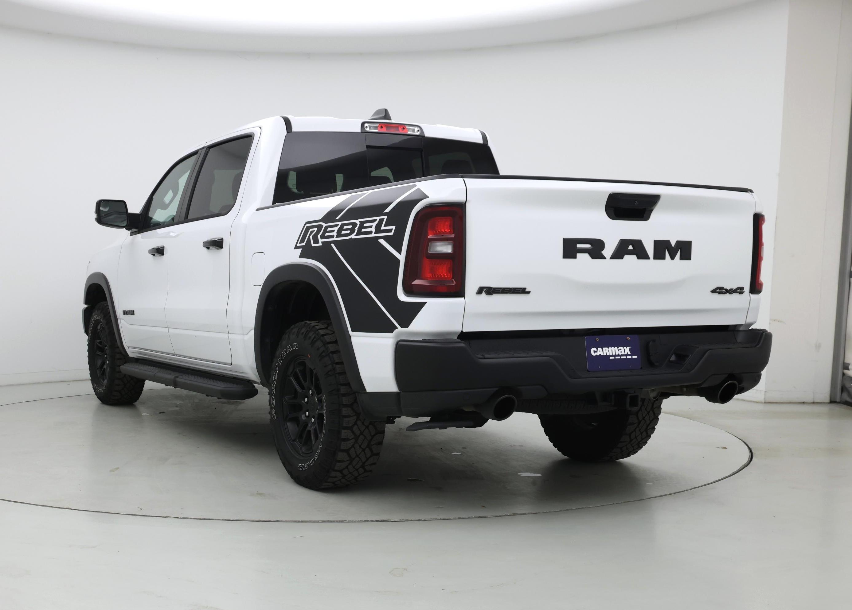 Thumbnail: 2025 RAM 1500 - 2