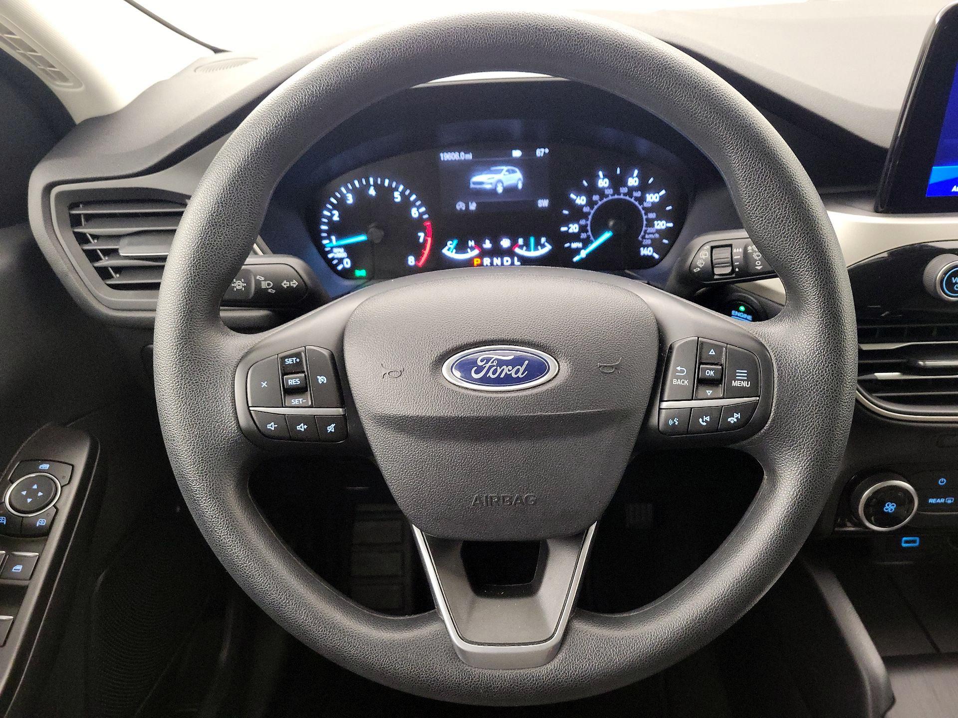 Thumbnail: 2021 Ford Escape - 10