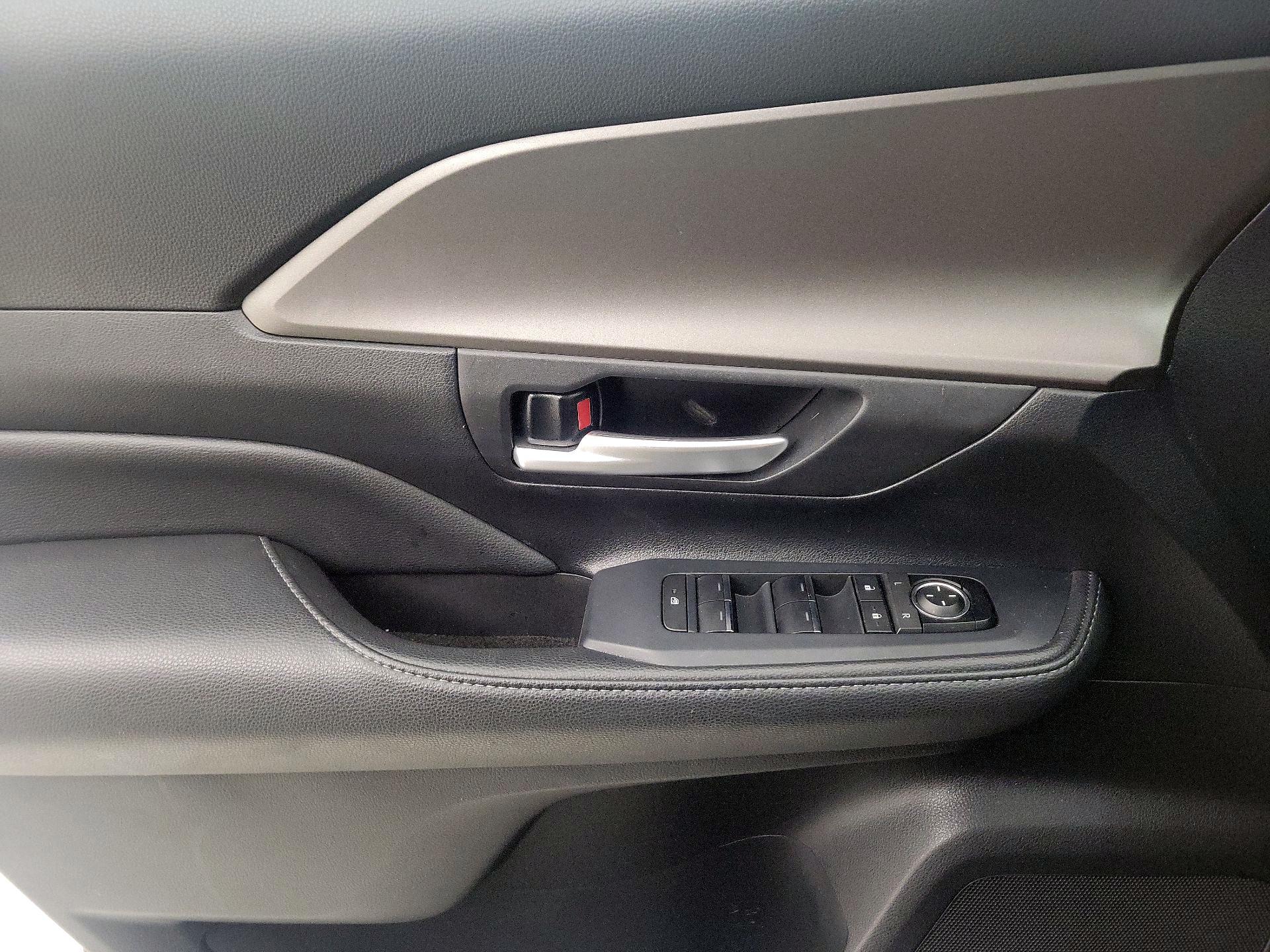 Thumbnail: 2024 Toyota Grand Highlander - 12