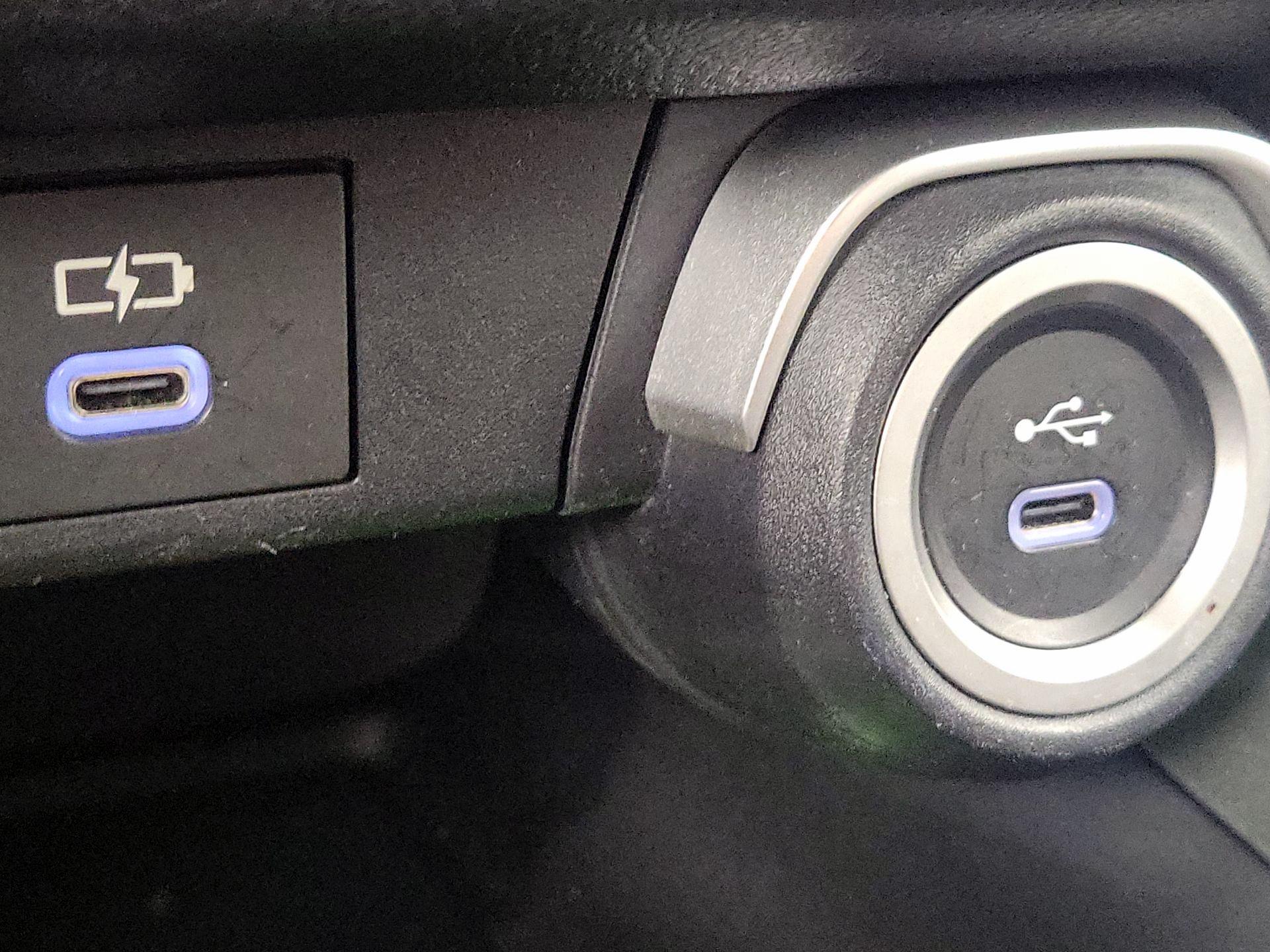 Thumbnail: 2024 Toyota Grand Highlander - 18