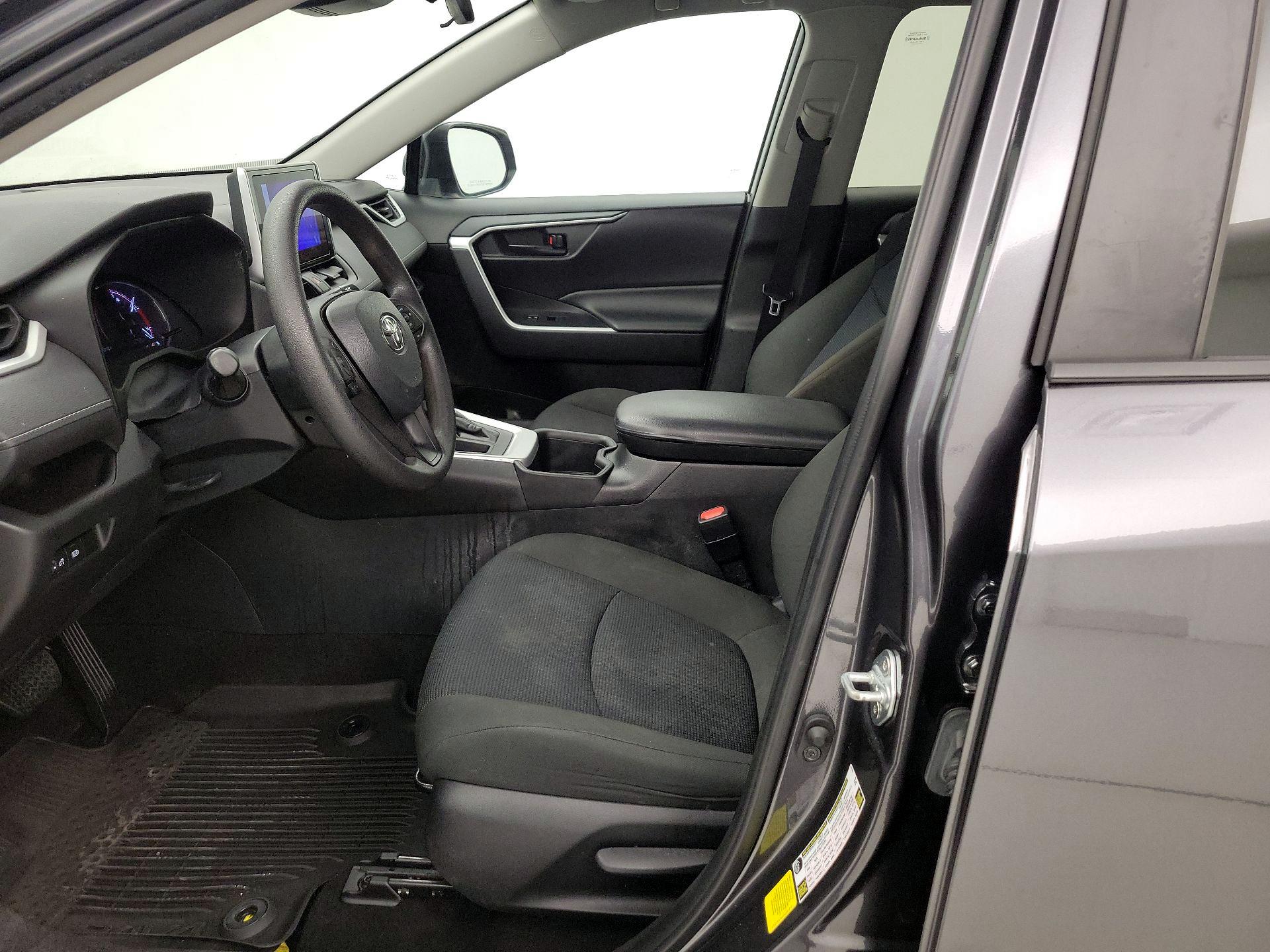 Thumbnail: 2023 Toyota RAV4 - 11