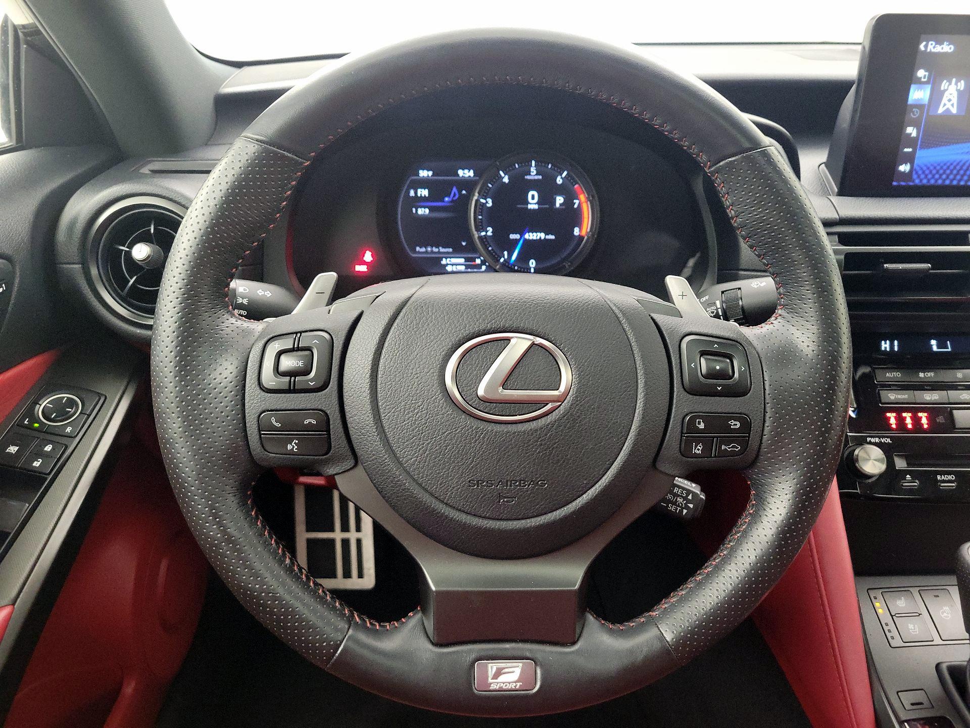 Thumbnail: 2023 Lexus IS - 10