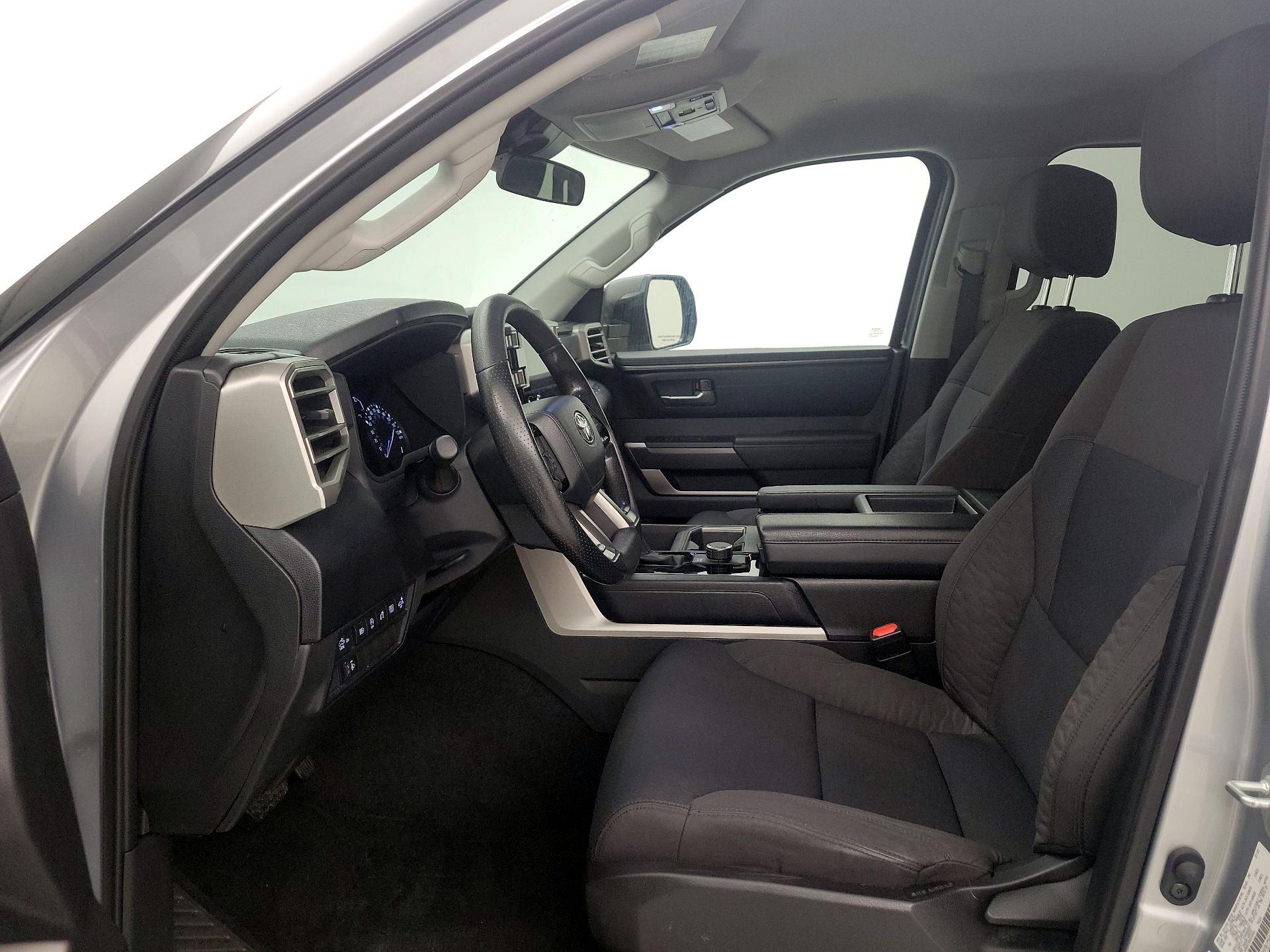 Thumbnail: 2022 Toyota Tundra - 11