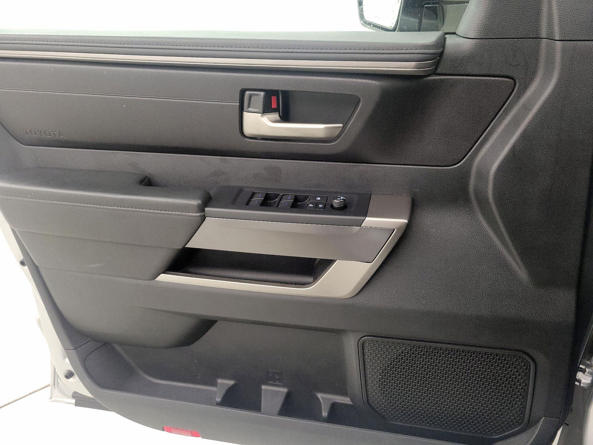 Thumbnail: 2022 Toyota Tundra - 12