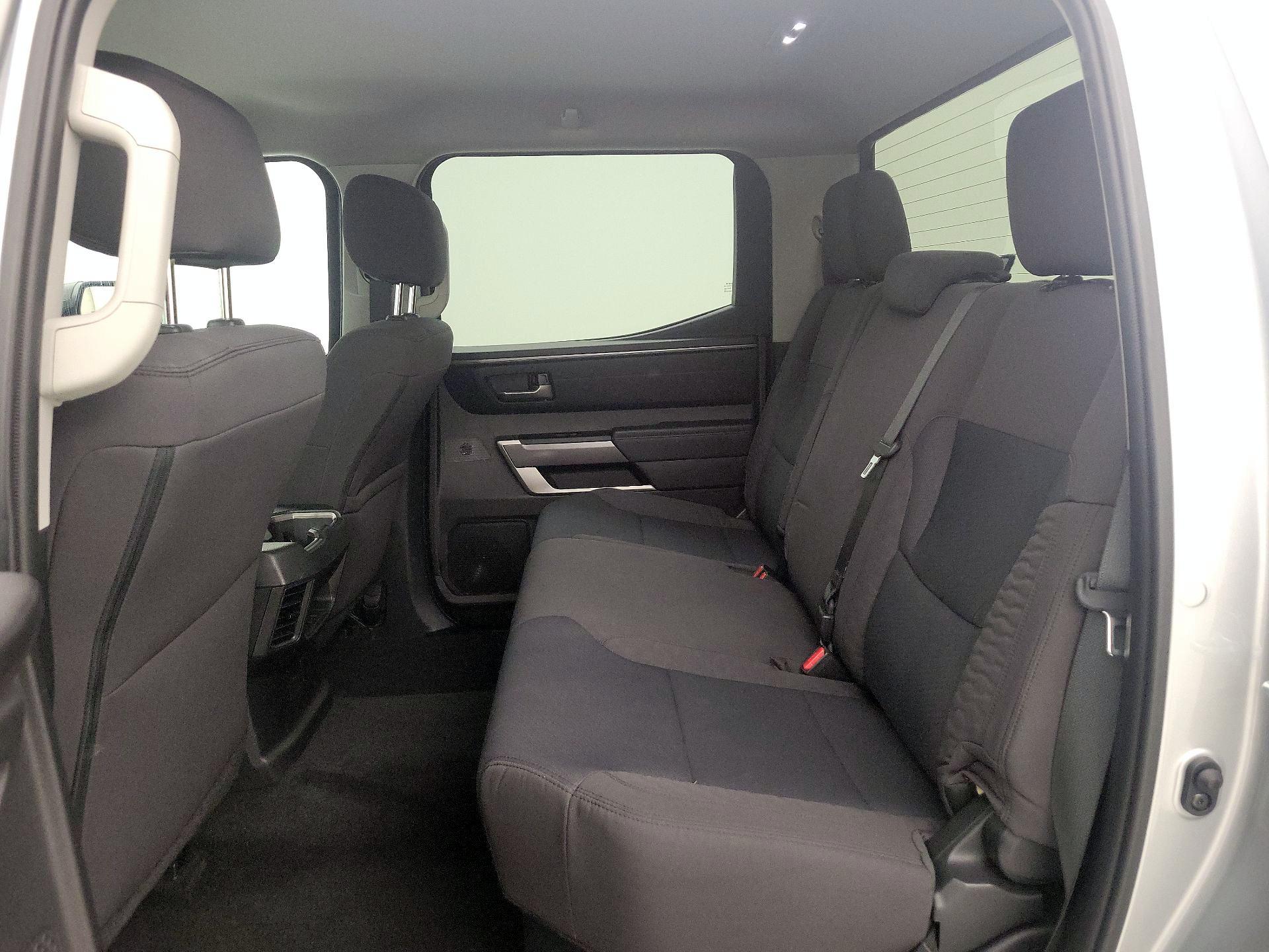 Thumbnail: 2022 Toyota Tundra - 19