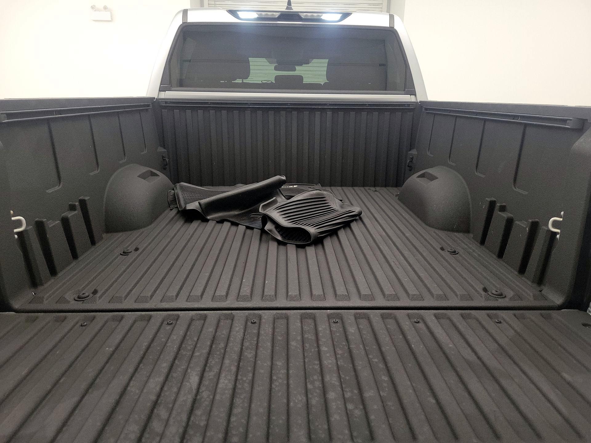 Thumbnail: 2022 Toyota Tundra - 20