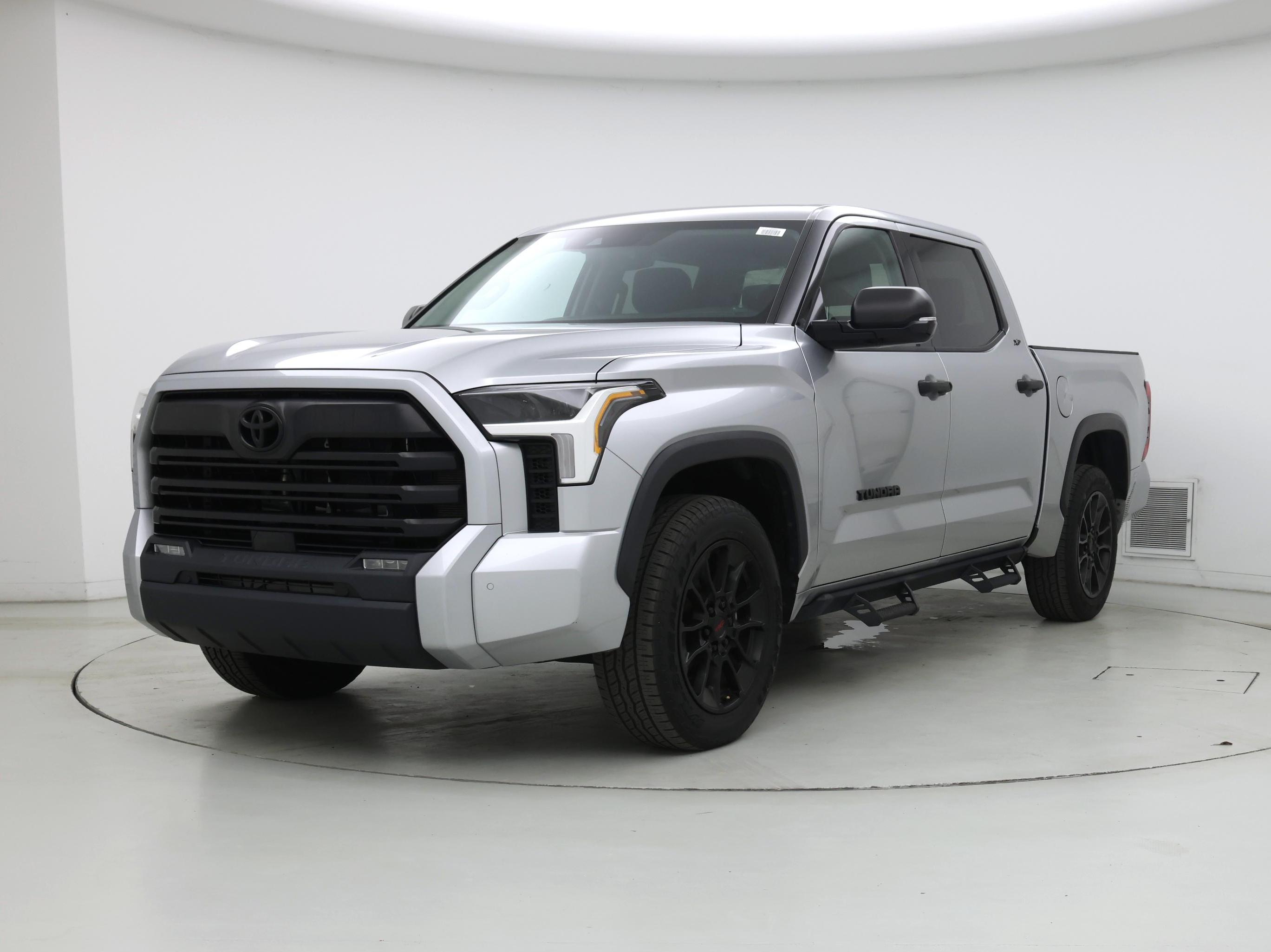 Thumbnail: 2022 Toyota Tundra - 4