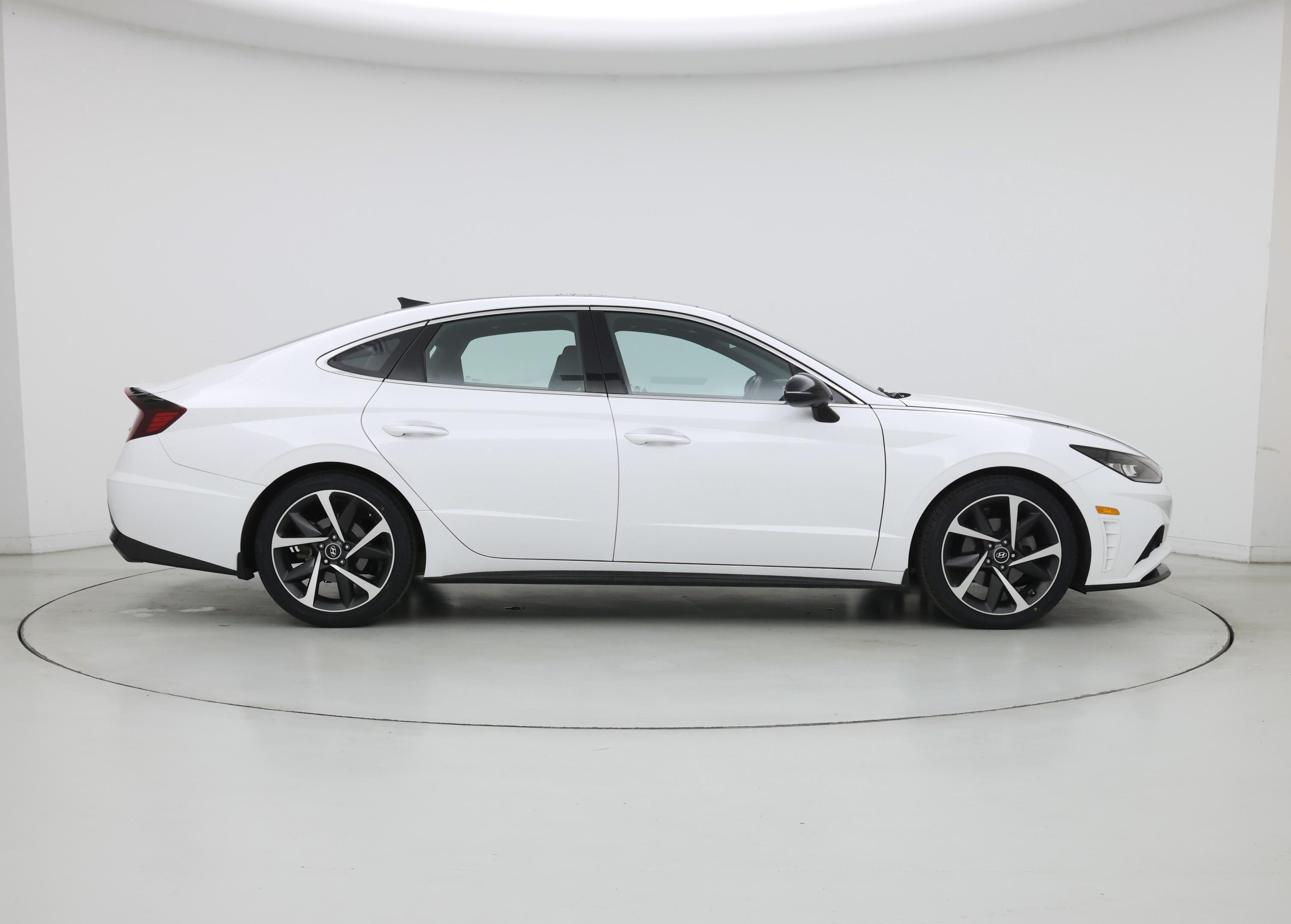 Thumbnail: 2023 Hyundai Sonata - 7