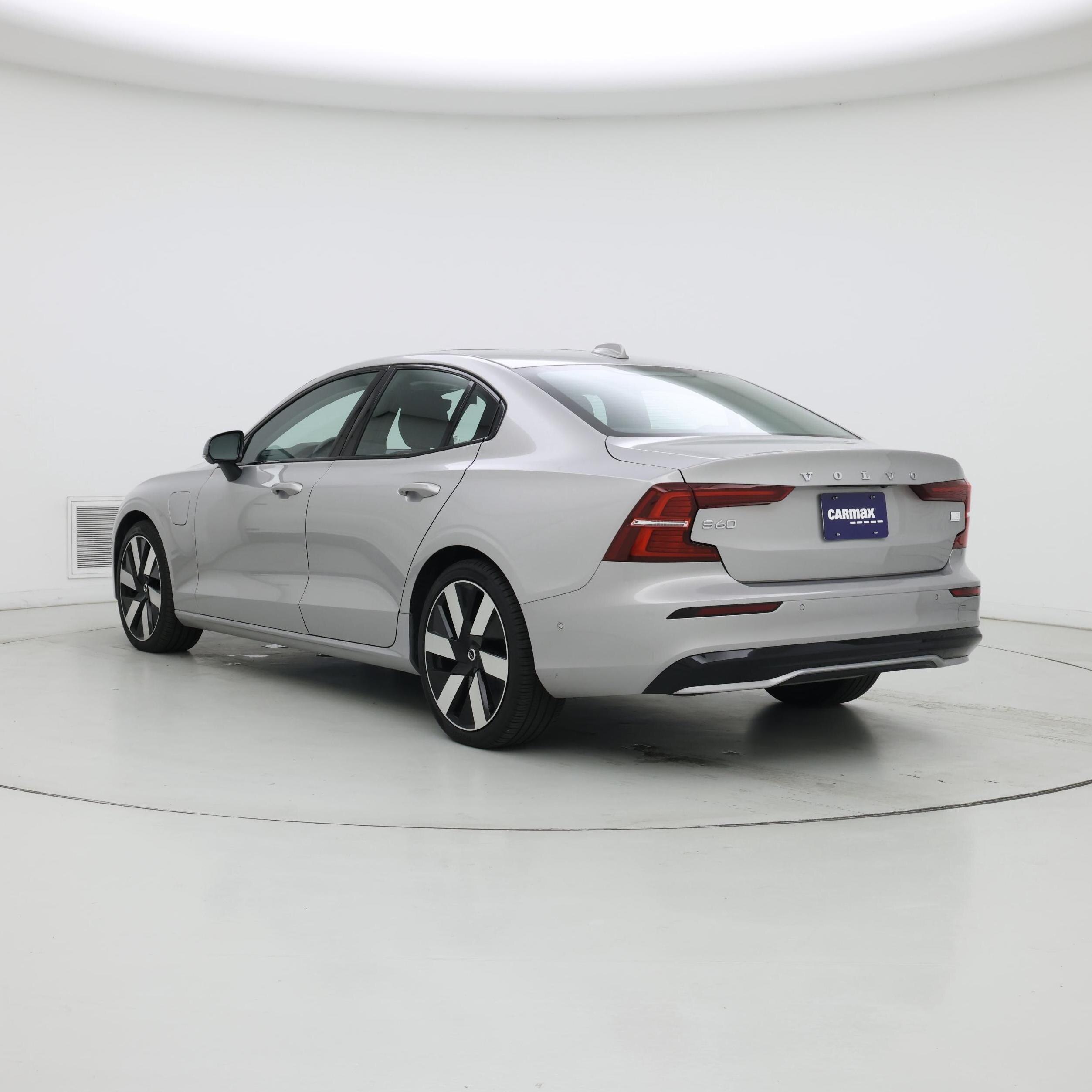 Thumbnail: 2024 Volvo S60 - 2