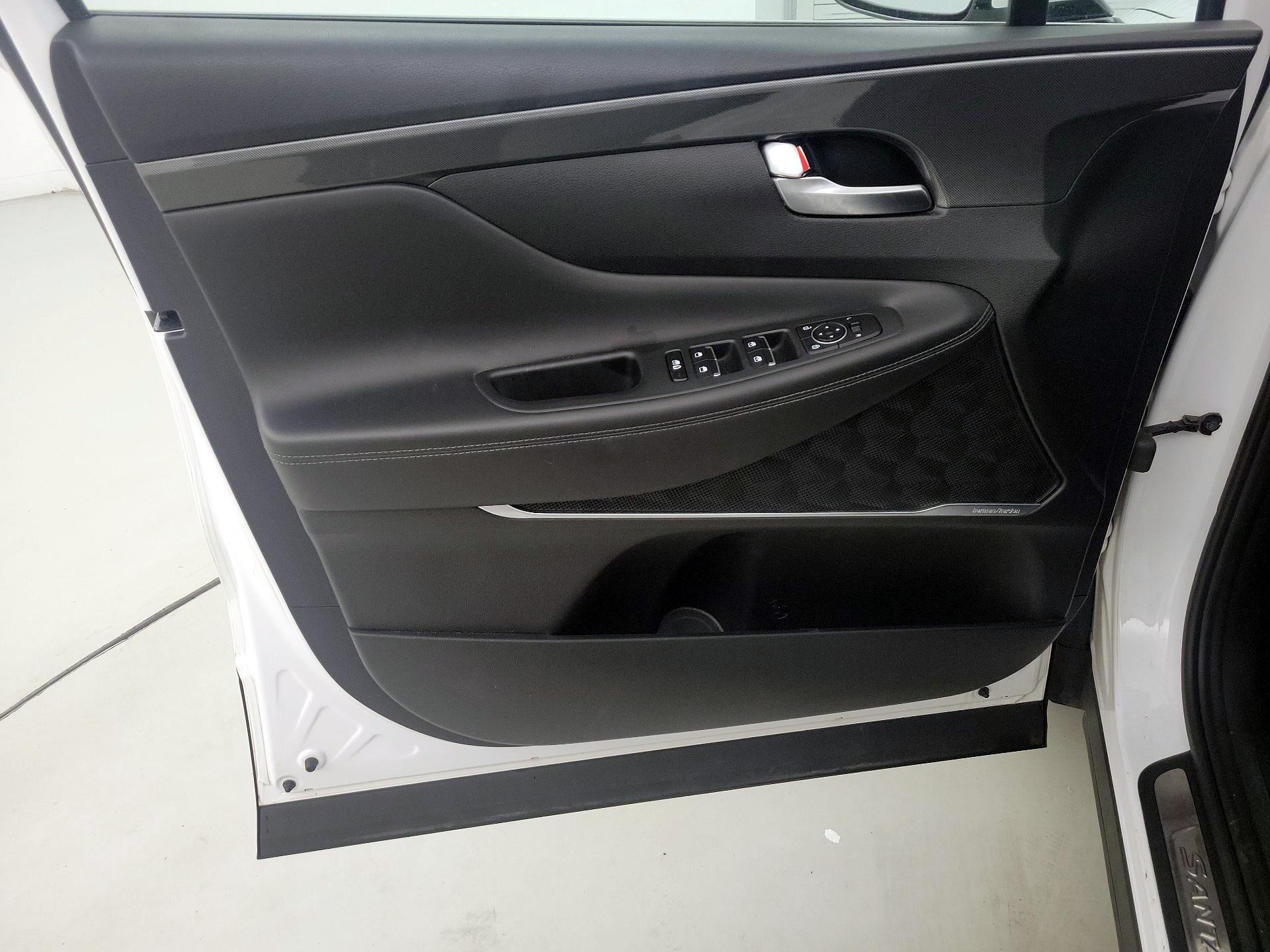 Thumbnail: 2022 Hyundai Santa Fe - 12