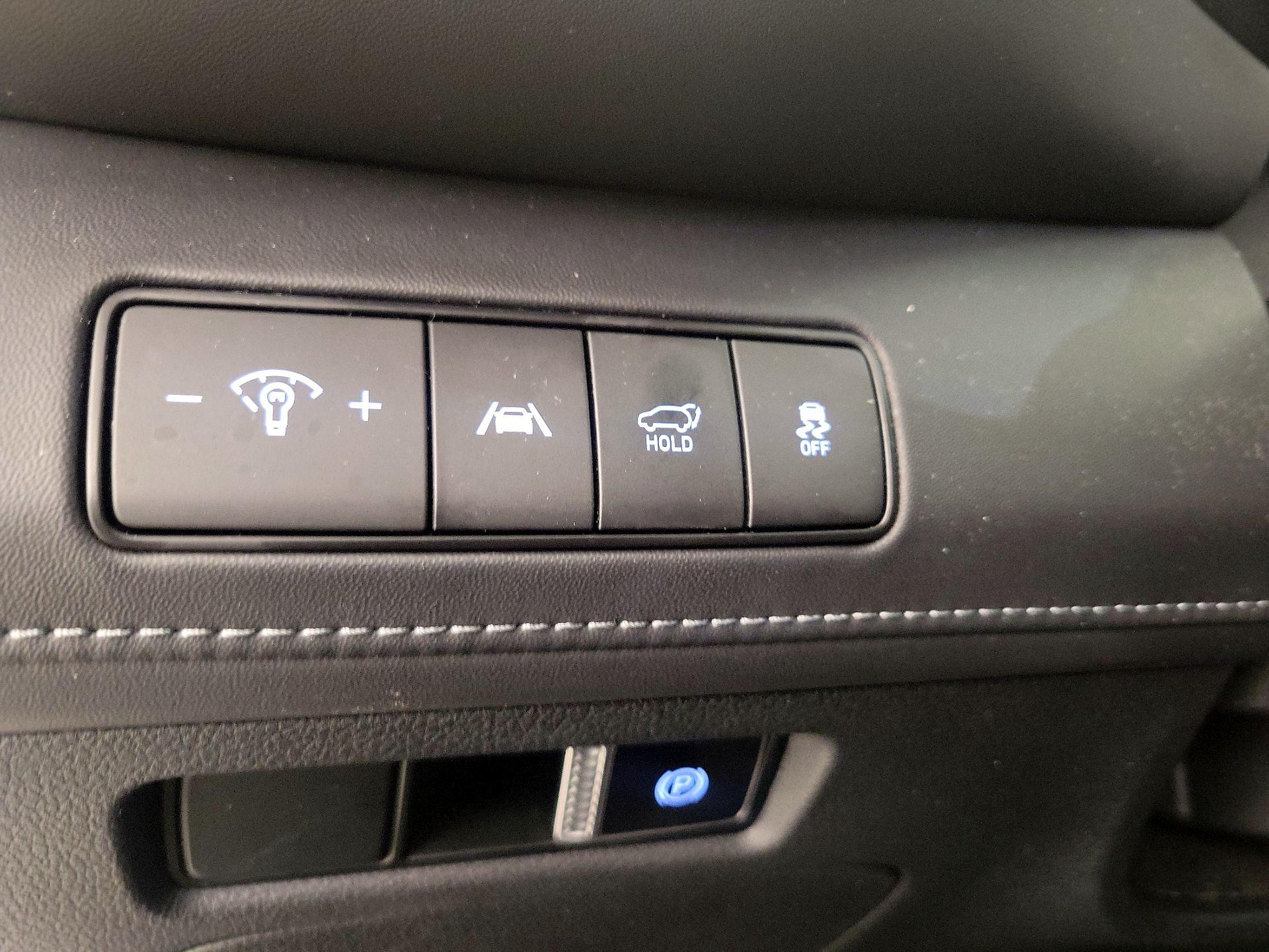 Thumbnail: 2022 Hyundai Santa Fe - 13