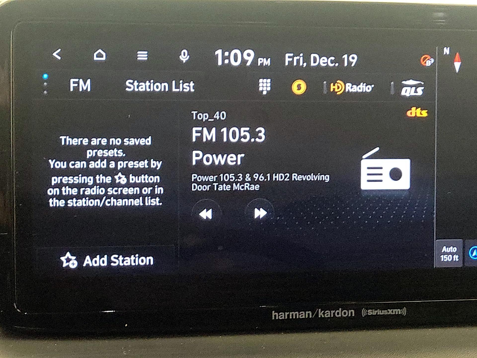 Thumbnail: 2022 Hyundai Santa Fe - 16