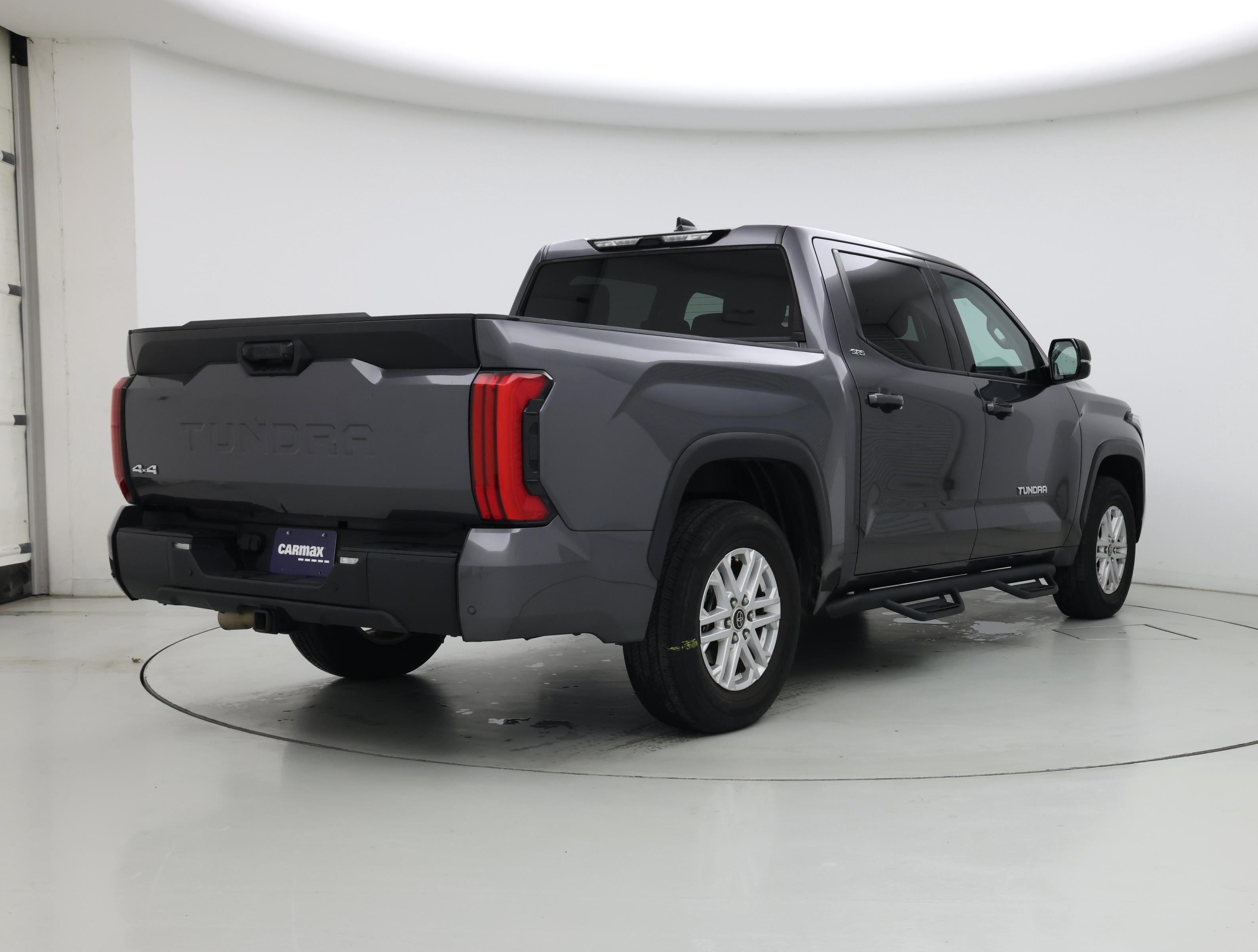 Thumbnail: 2023 Toyota Tundra - 8