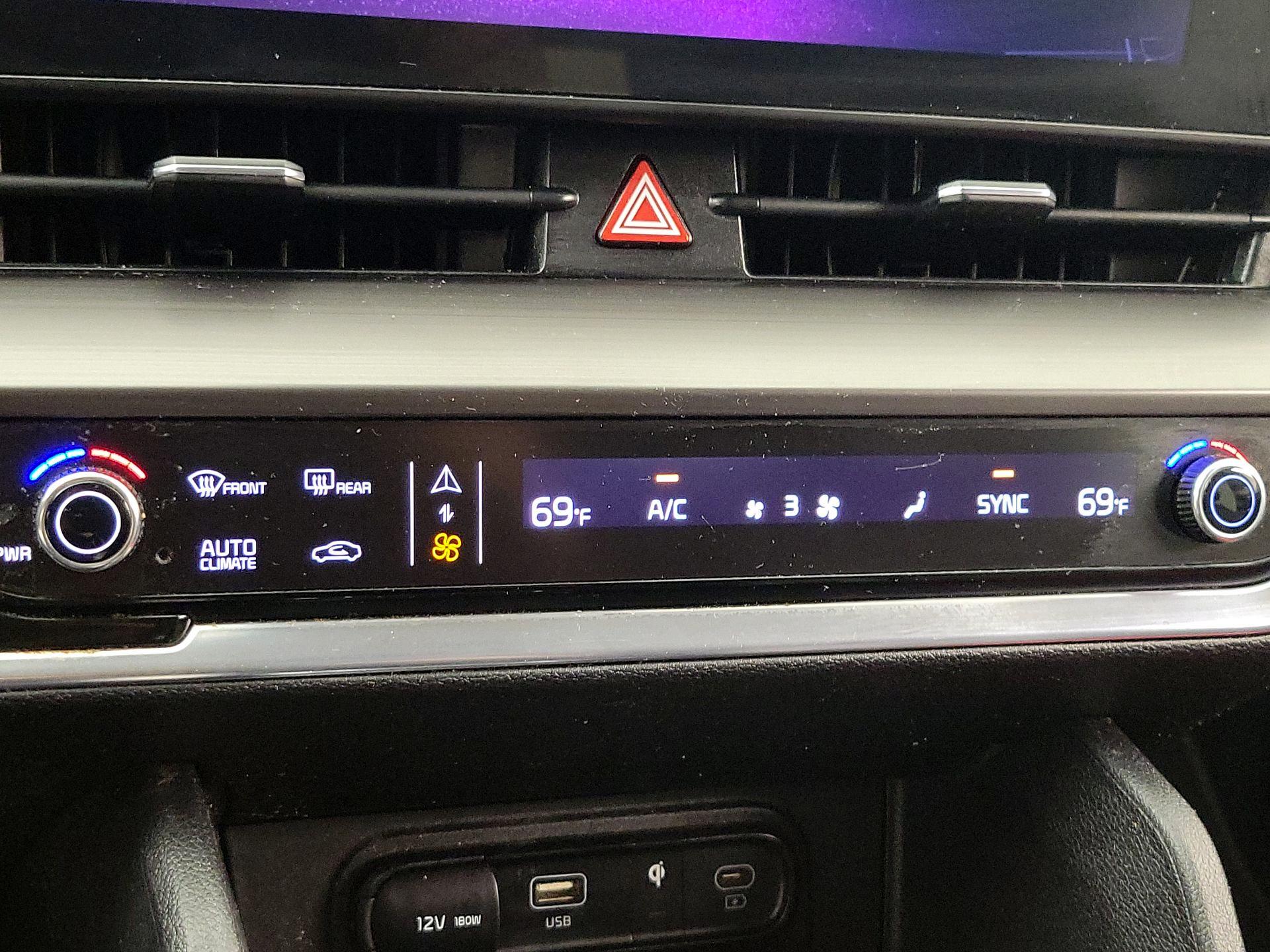 Thumbnail: 2024 Kia Sportage - 17