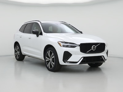 2023 Volvo XC60 B5 Ultimate Dark Theme