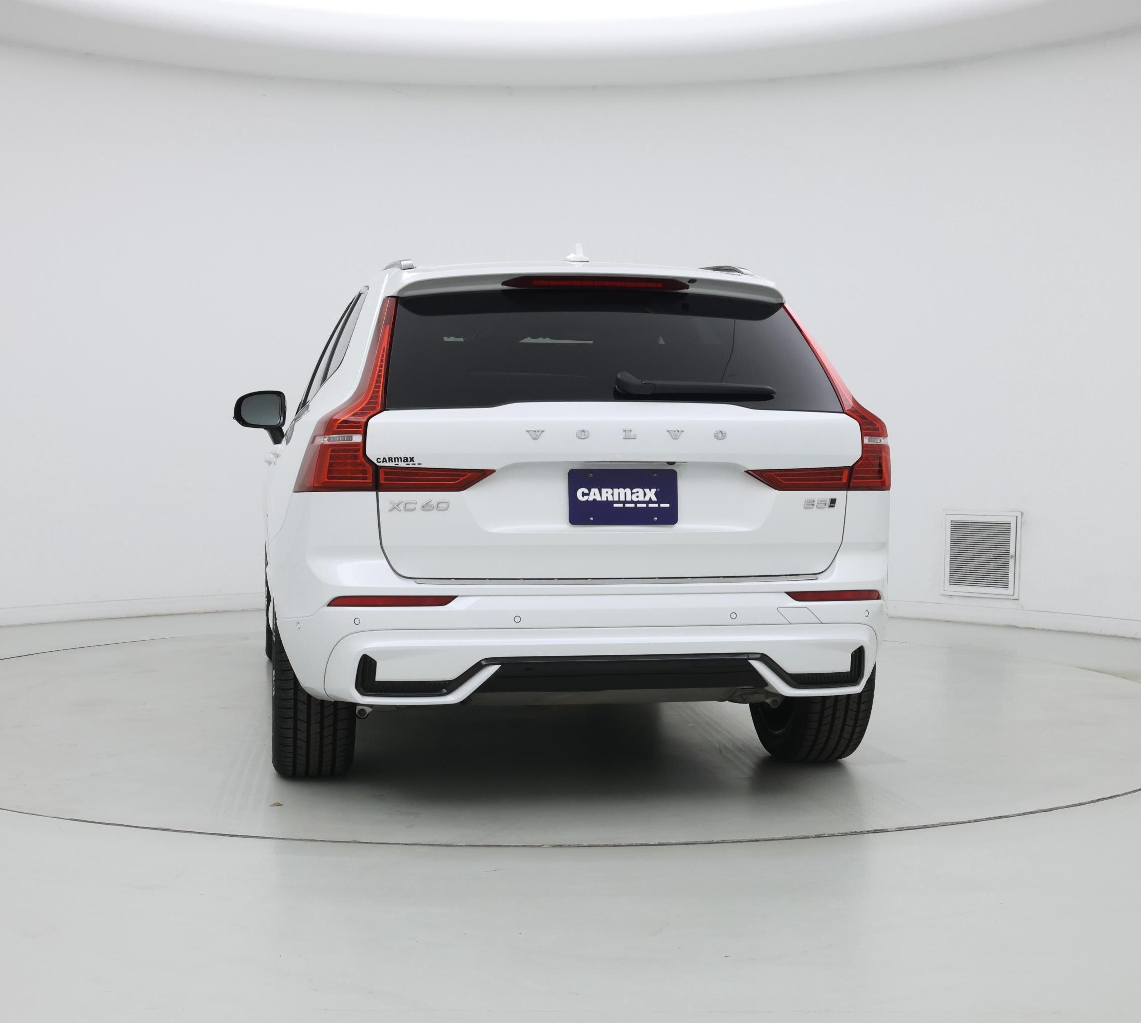 Thumbnail: 2023 Volvo XC60 - 6