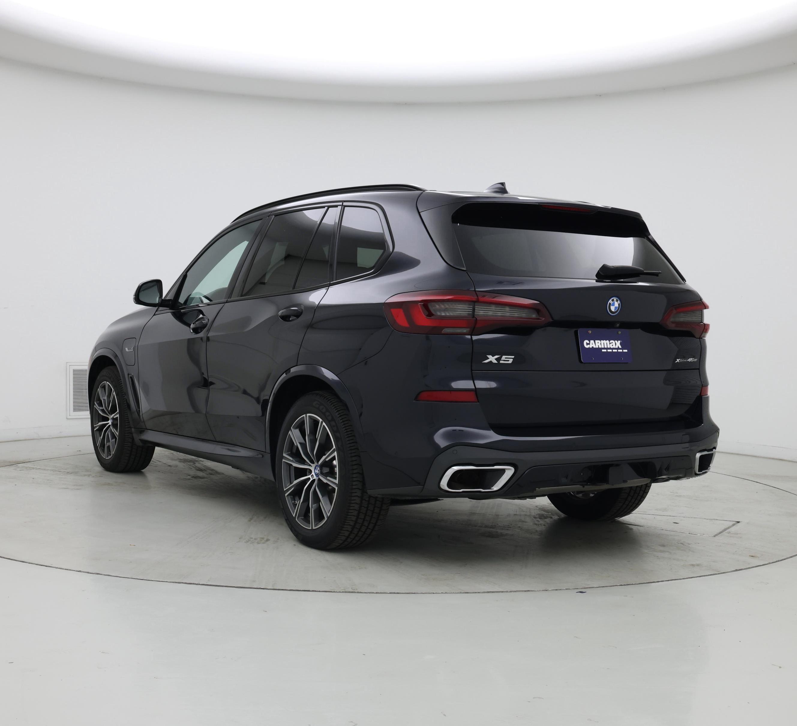 Thumbnail: 2022 BMW X5 - 2