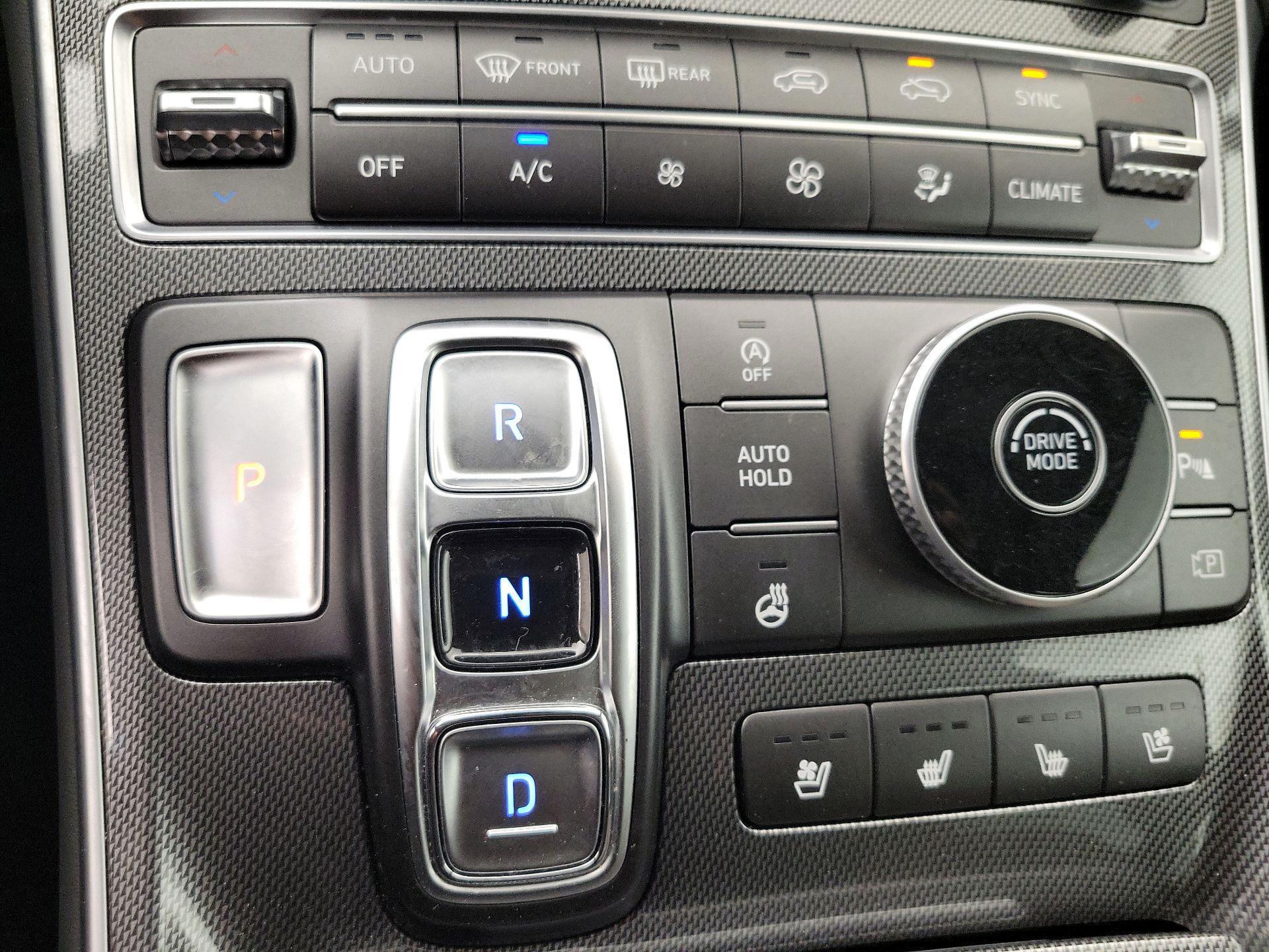 Thumbnail: 2023 Hyundai Santa Fe - 18