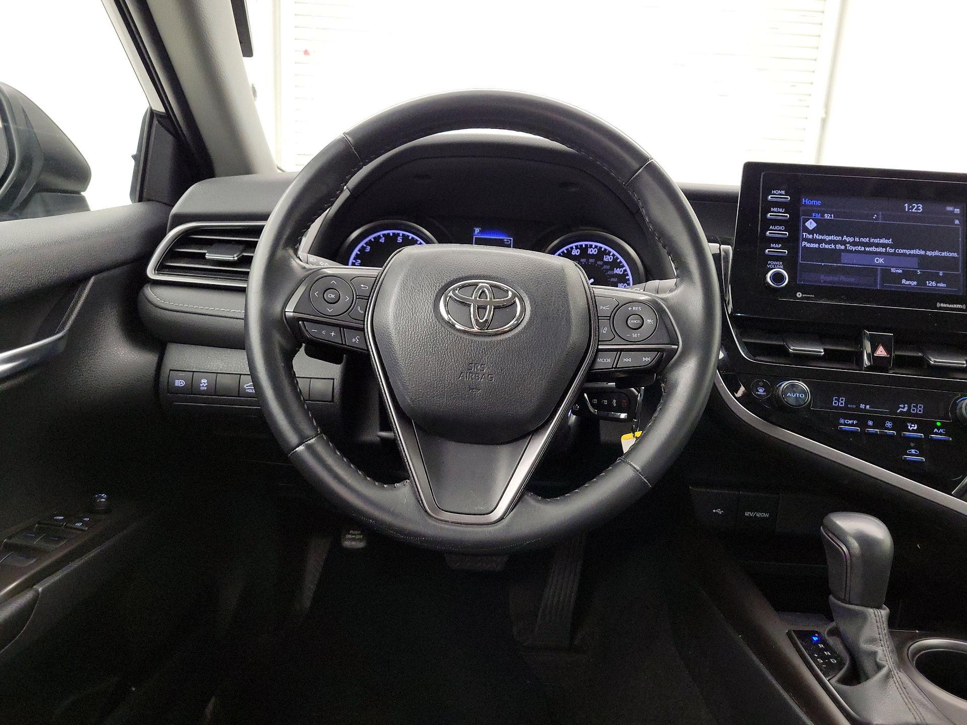 Thumbnail: 2023 Toyota Camry - 10