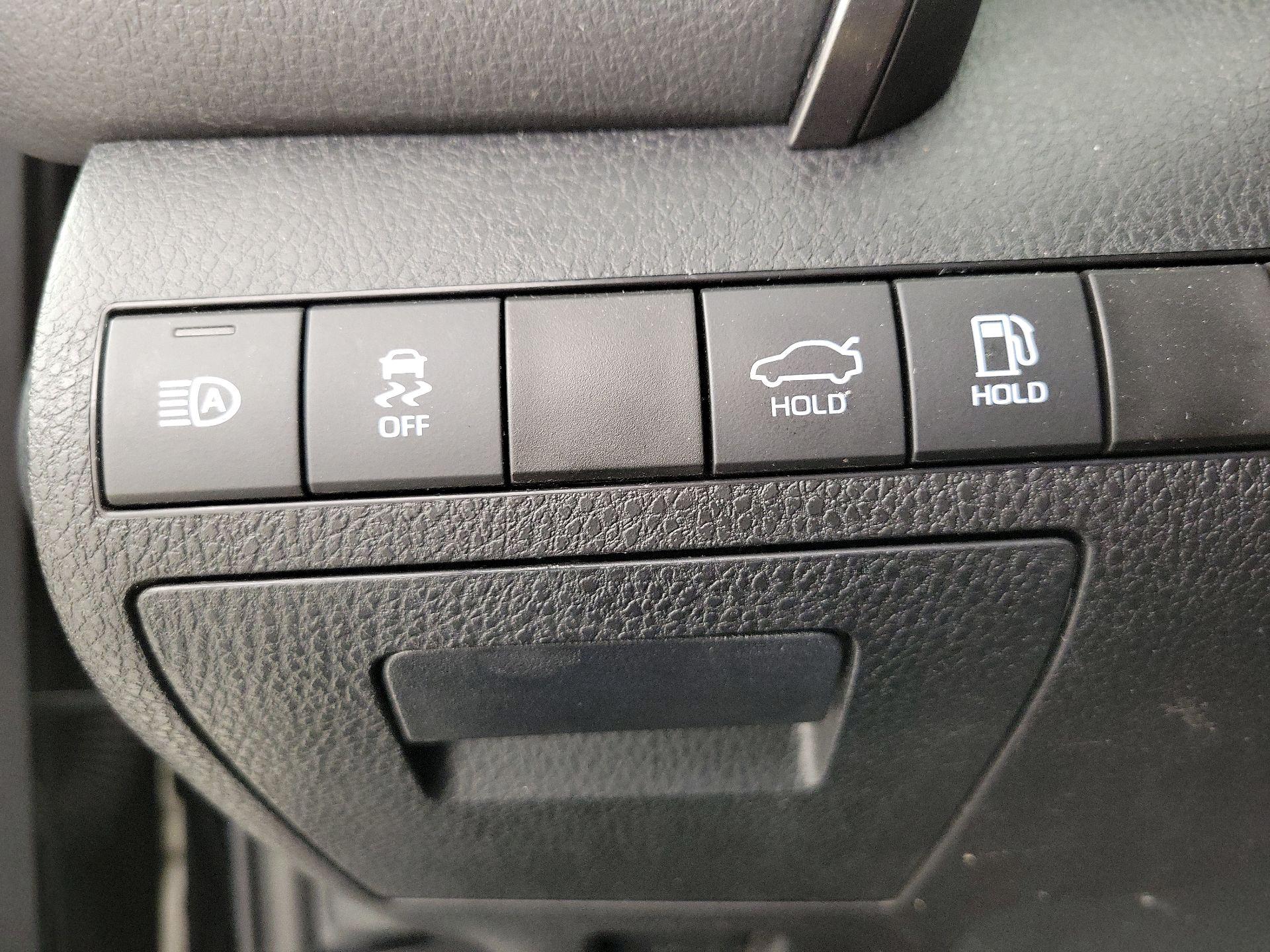 Thumbnail: 2023 Toyota Camry - 13