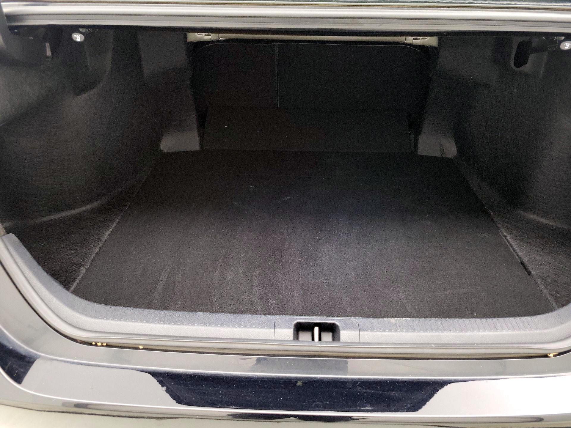 Thumbnail: 2023 Toyota Camry - 20