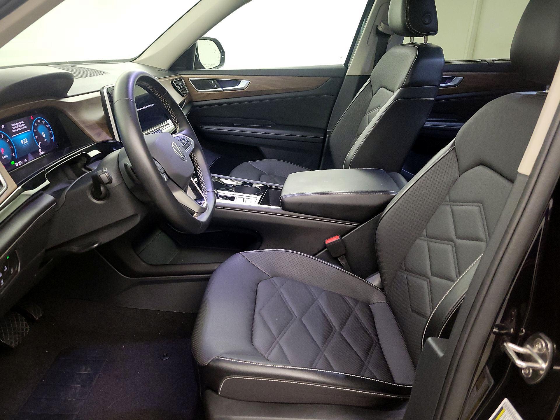 Thumbnail: 2024 Volkswagen Atlas - 11