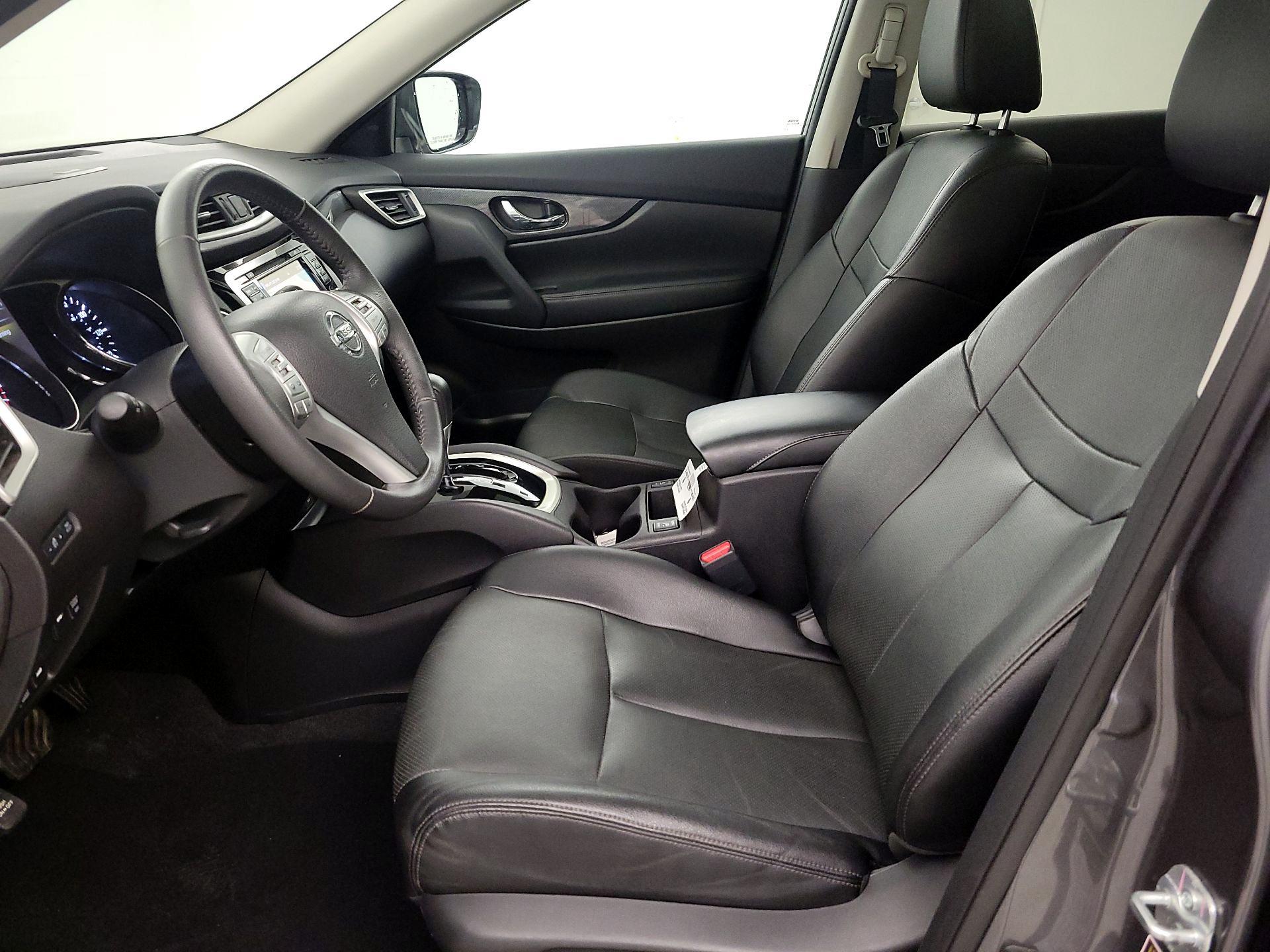 Thumbnail: 2016 Nissan Rogue - 11