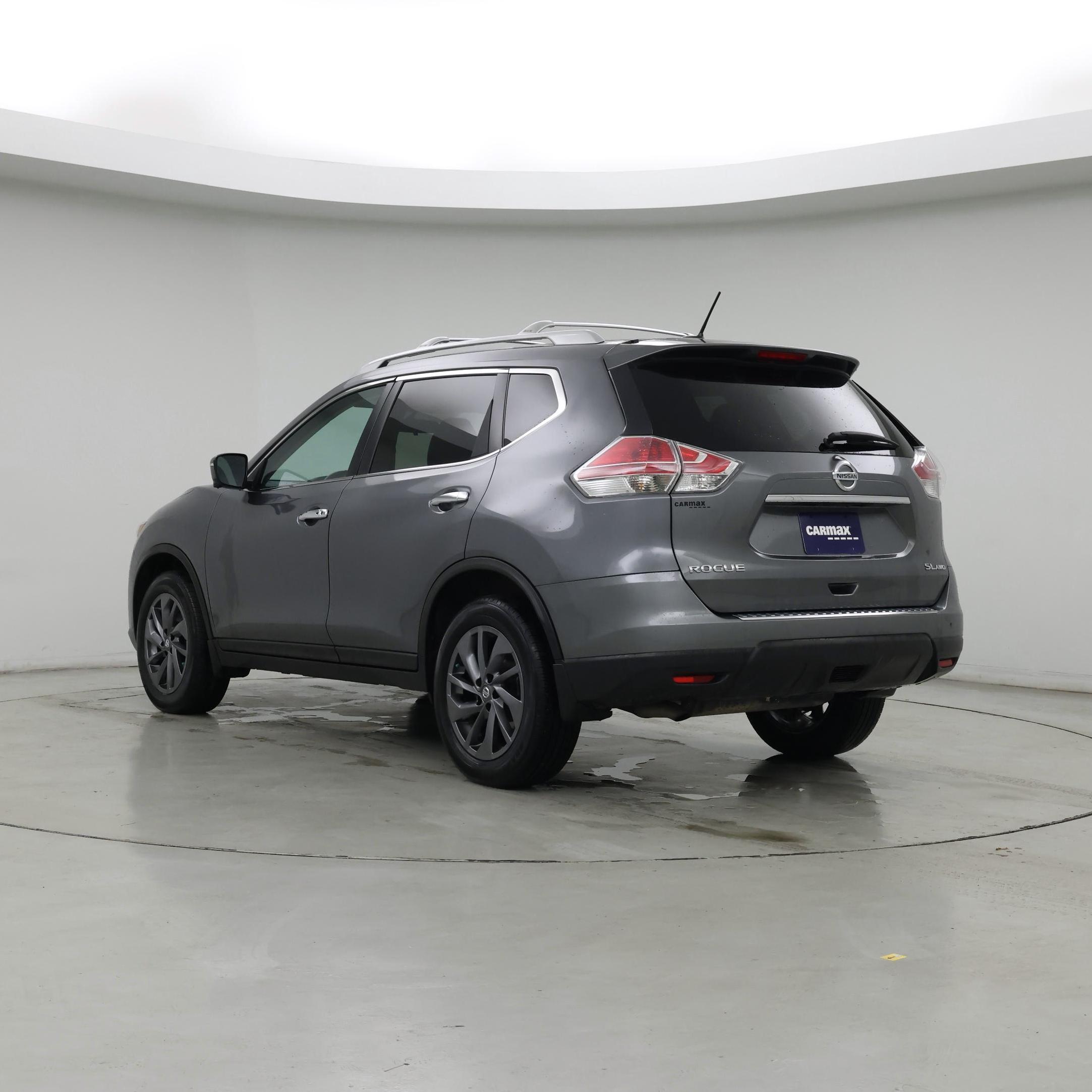 Thumbnail: 2016 Nissan Rogue - 2