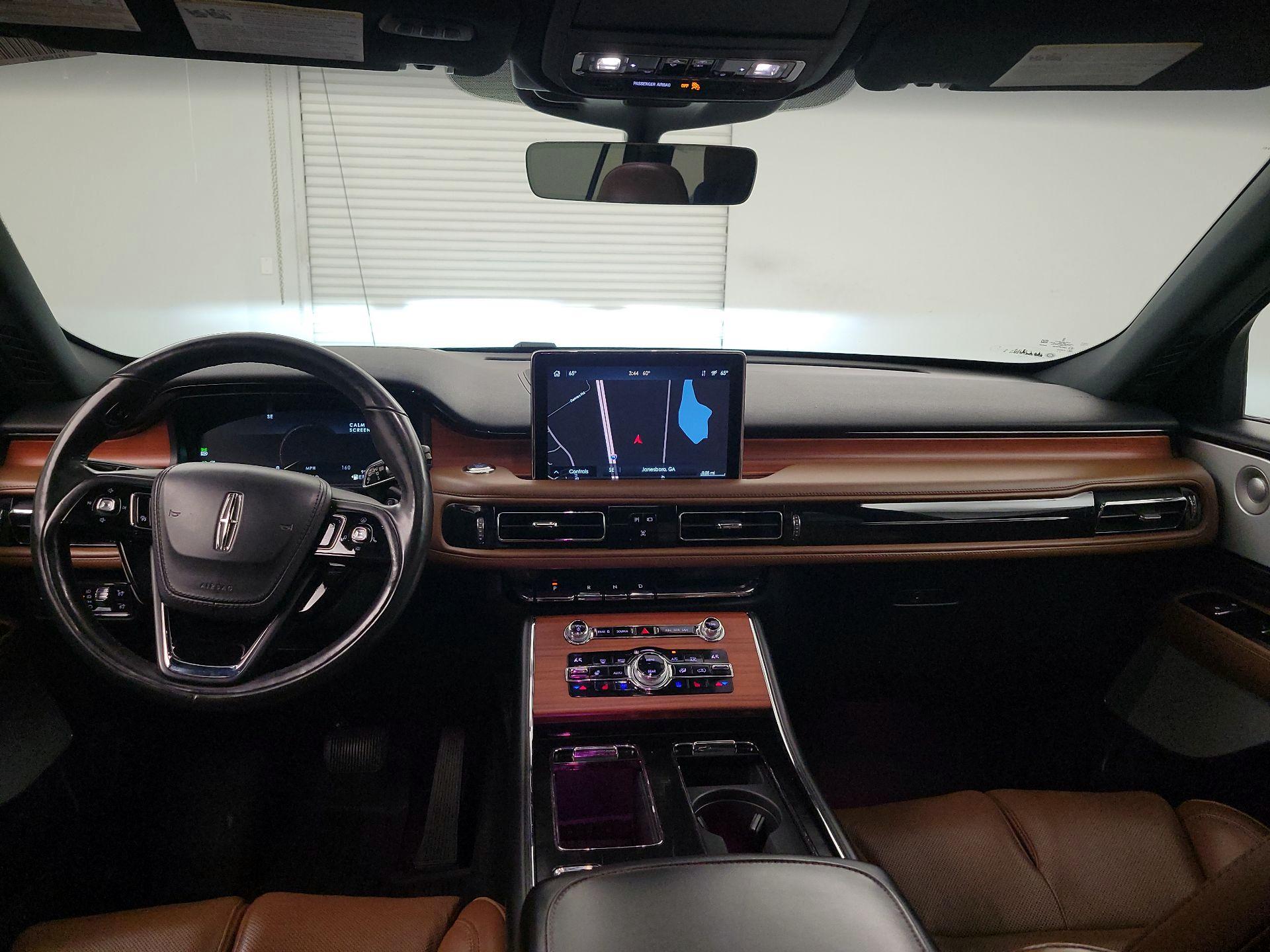 Thumbnail: 2020 Lincoln Aviator - 9