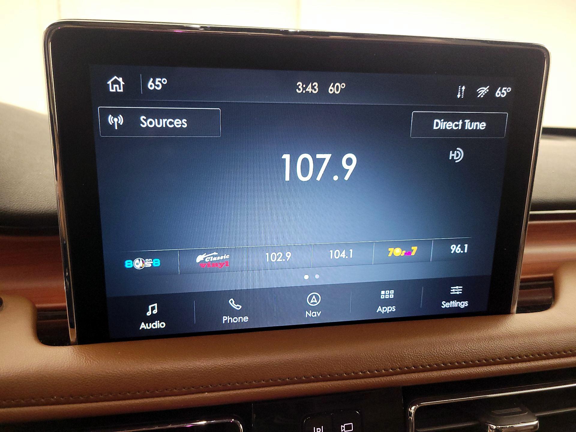 Thumbnail: 2020 Lincoln Aviator - 16