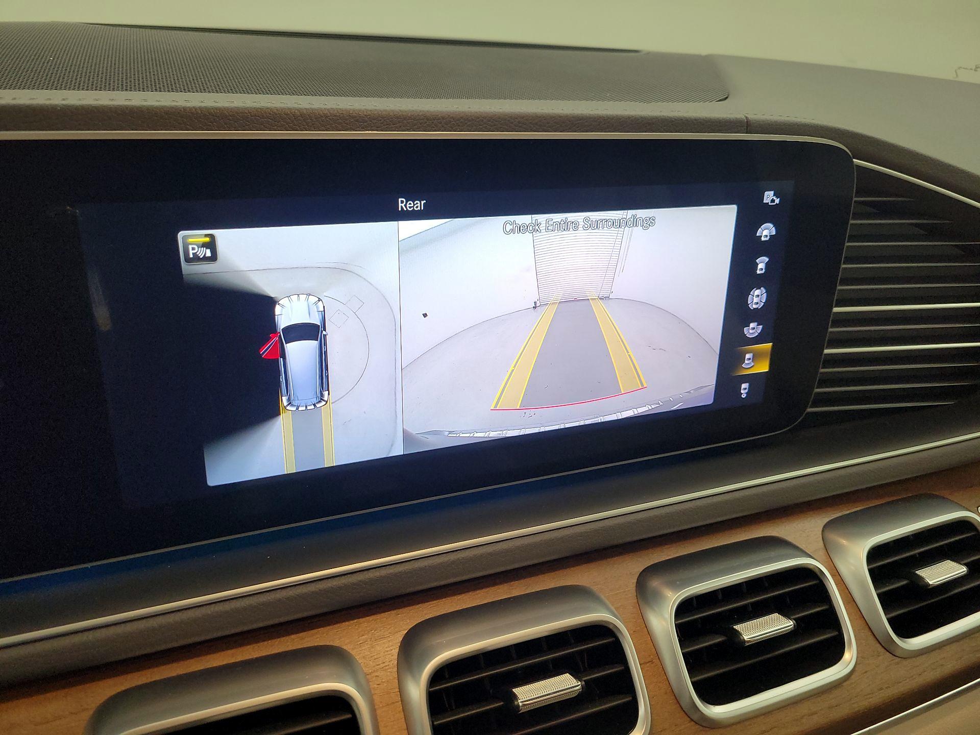 Thumbnail: 2020 Mercedes-Benz GLS - 15