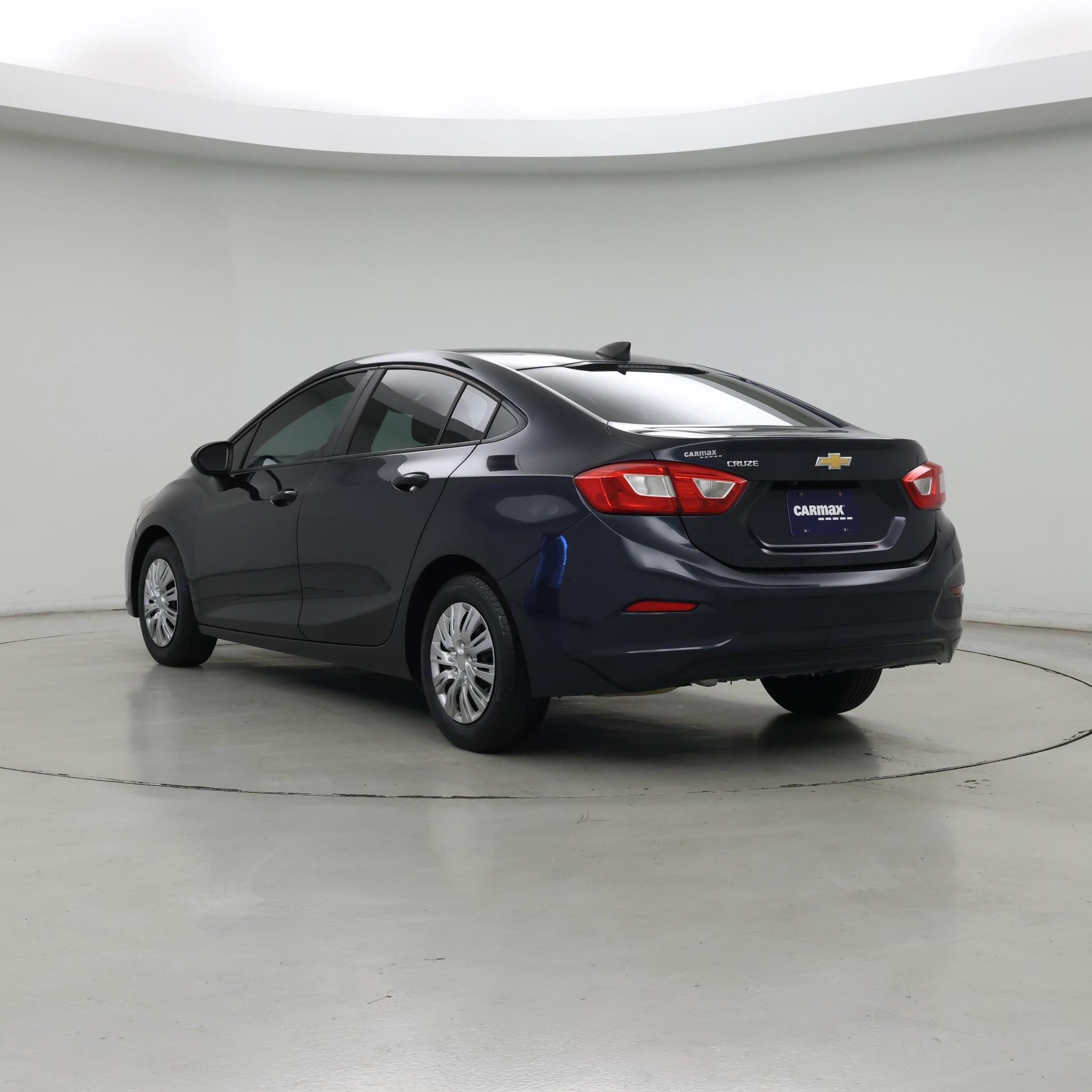 Thumbnail: 2016 Chevrolet Cruze - 2