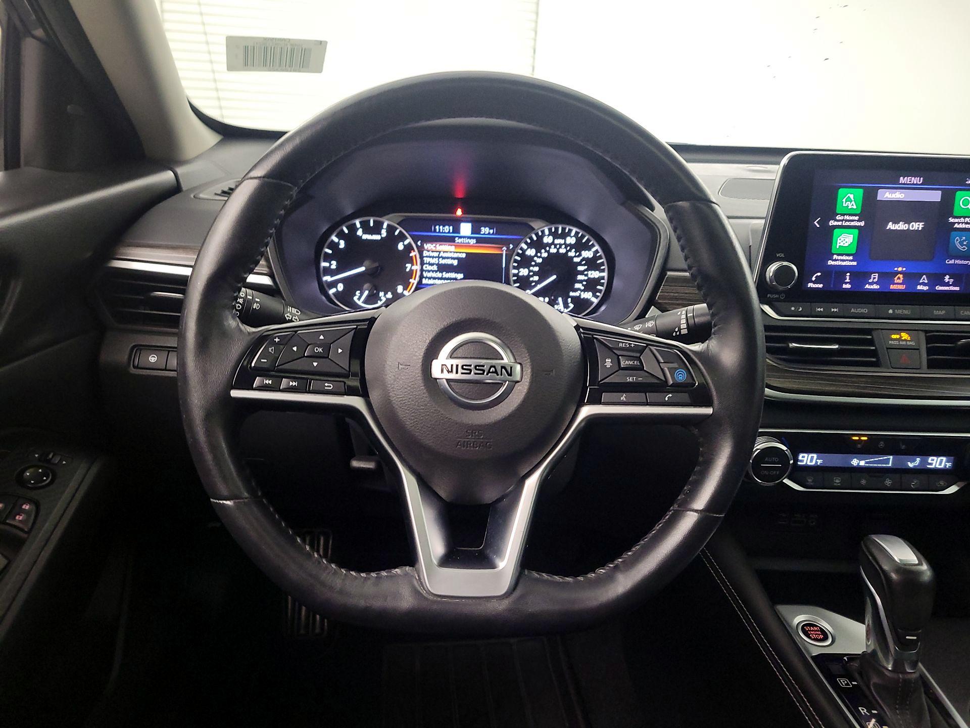 Thumbnail: 2019 Nissan Altima - 10