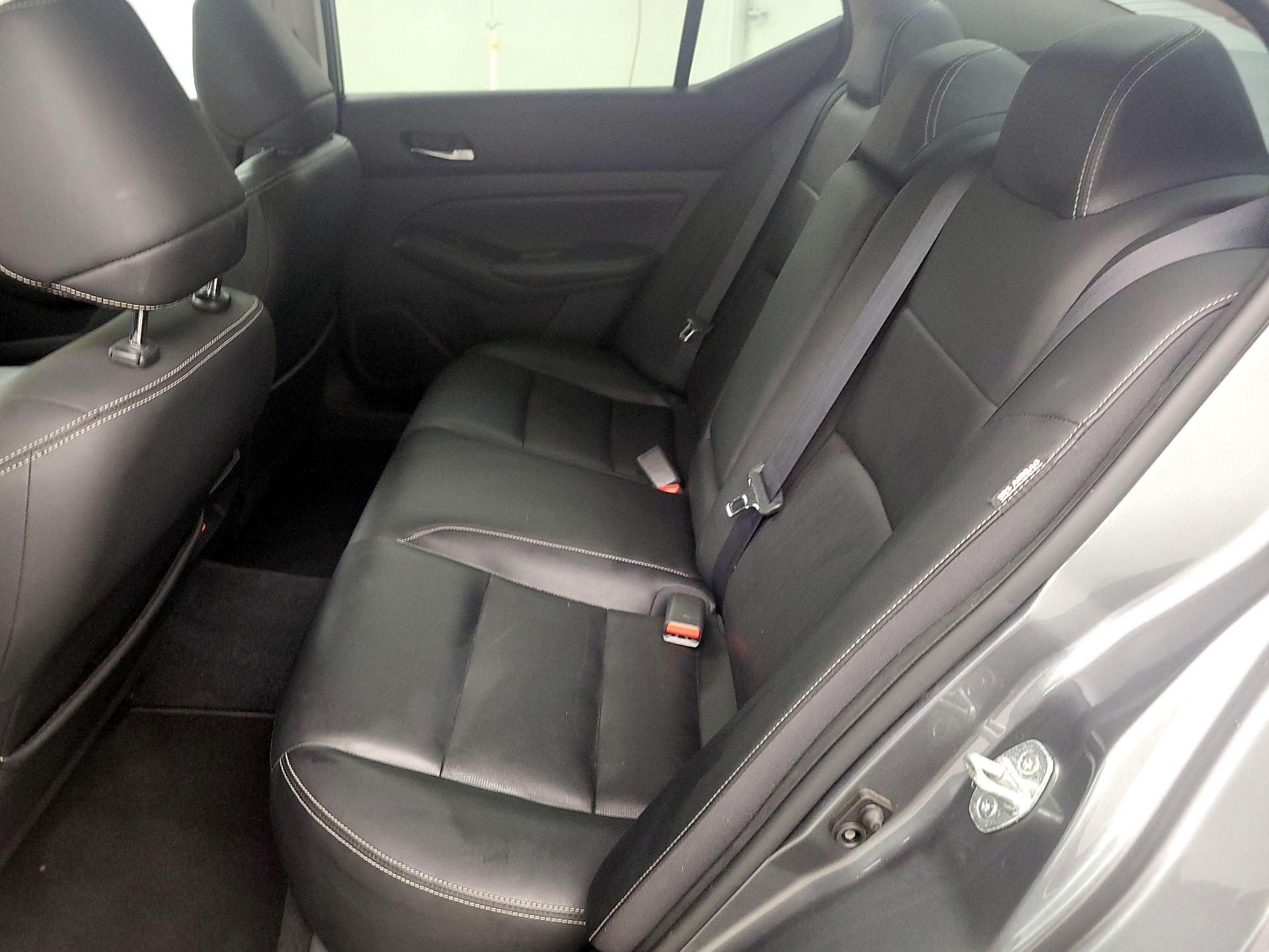 Thumbnail: 2019 Nissan Altima - 20