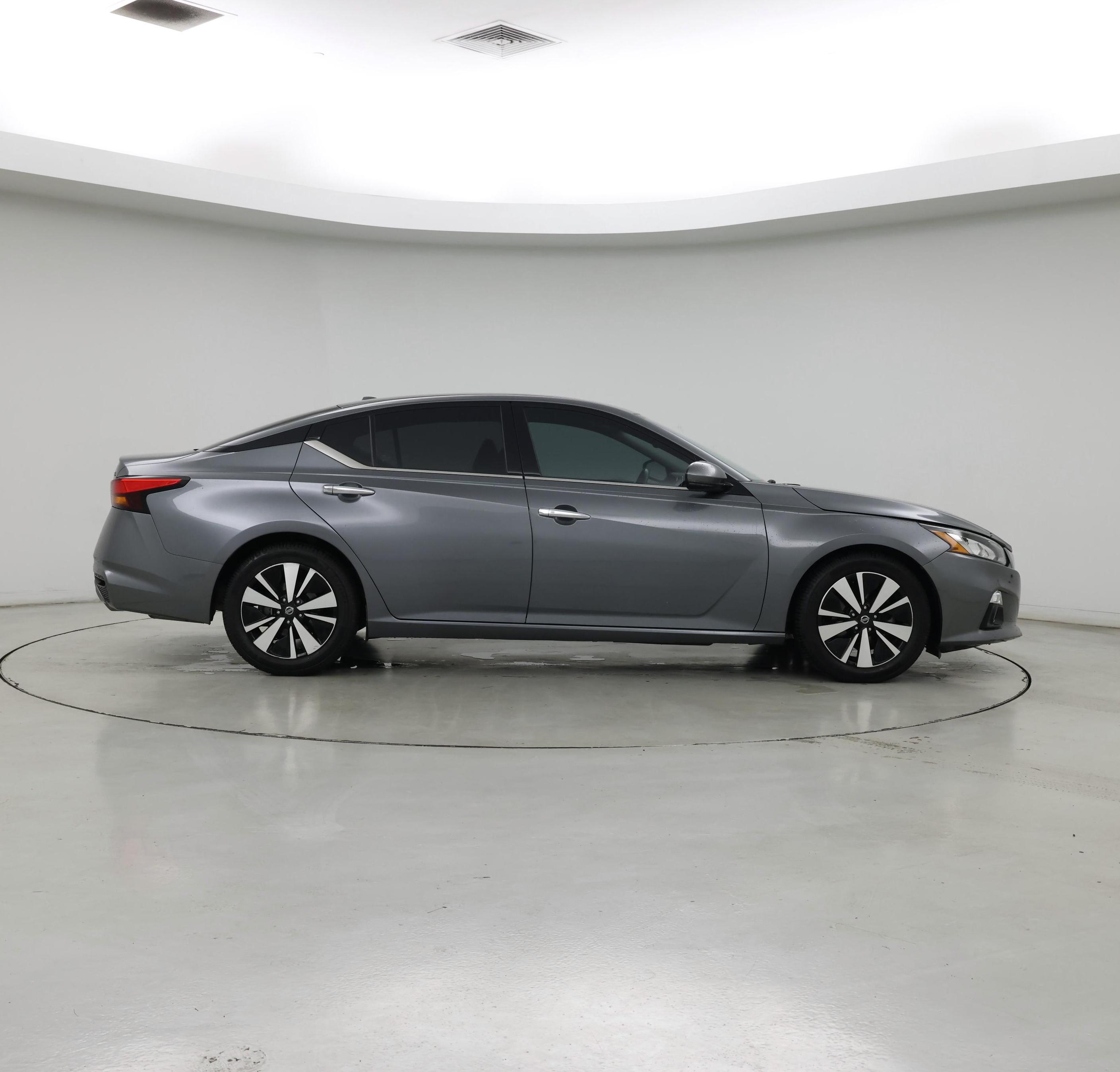 Thumbnail: 2019 Nissan Altima - 7