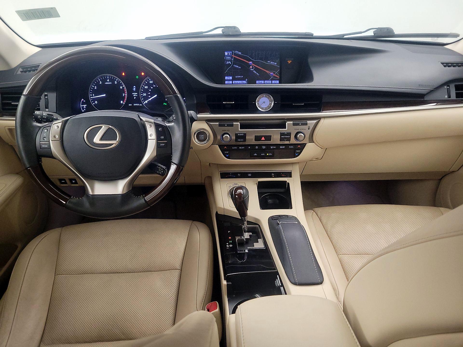 Thumbnail: 2014 Lexus ES - 9