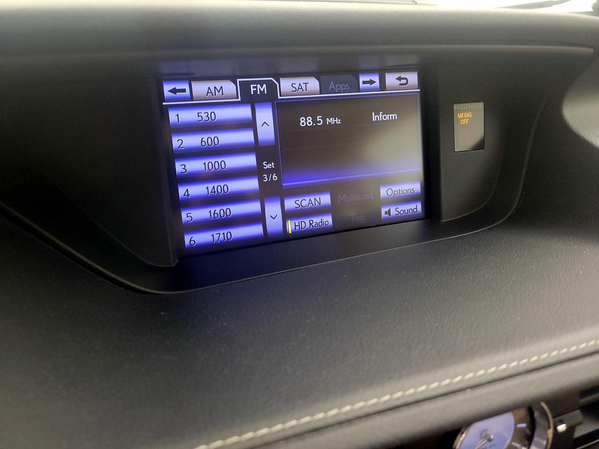 Thumbnail: 2014 Lexus ES - 16