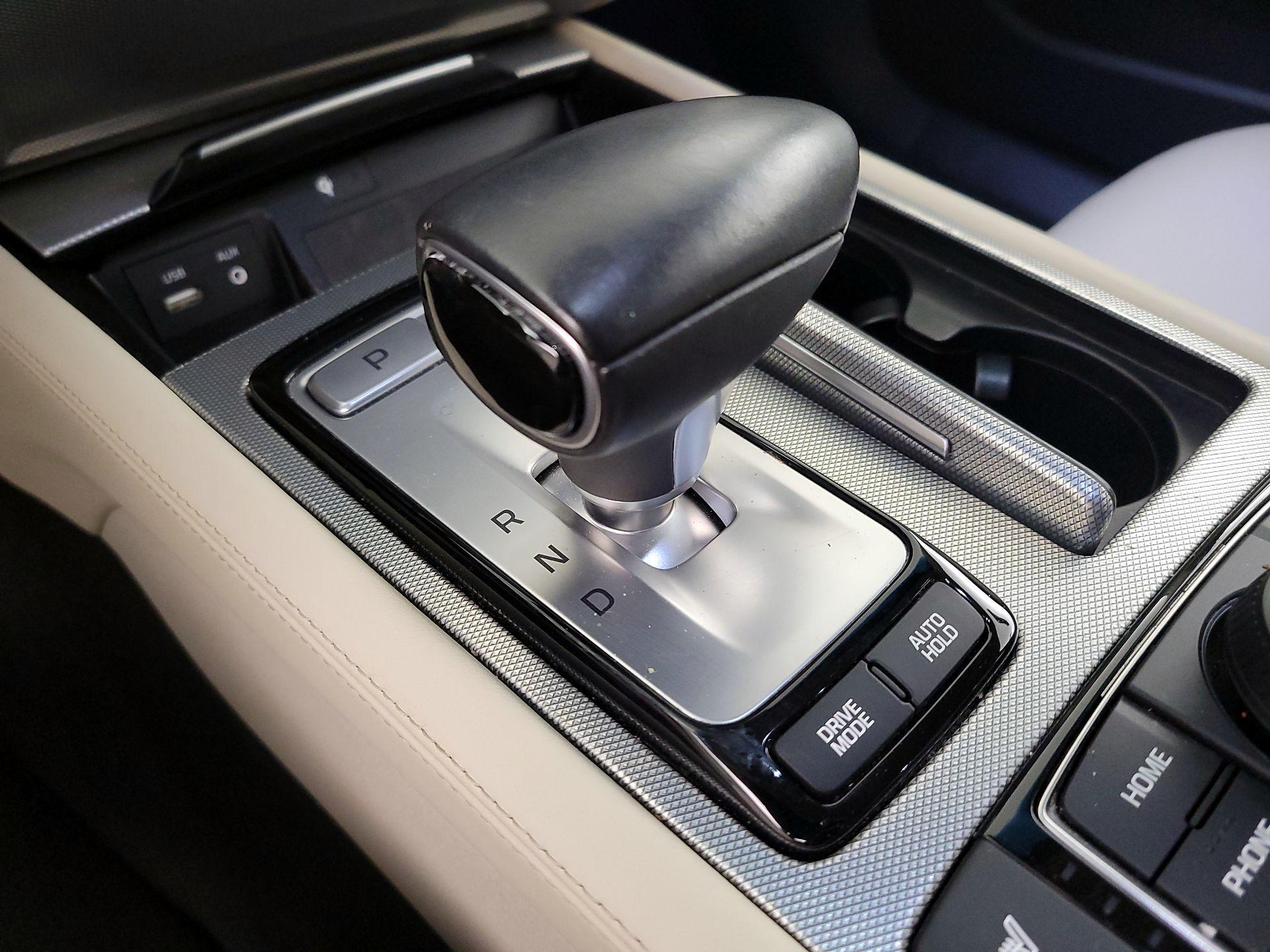 Thumbnail: 2019 Genesis G80 - 18