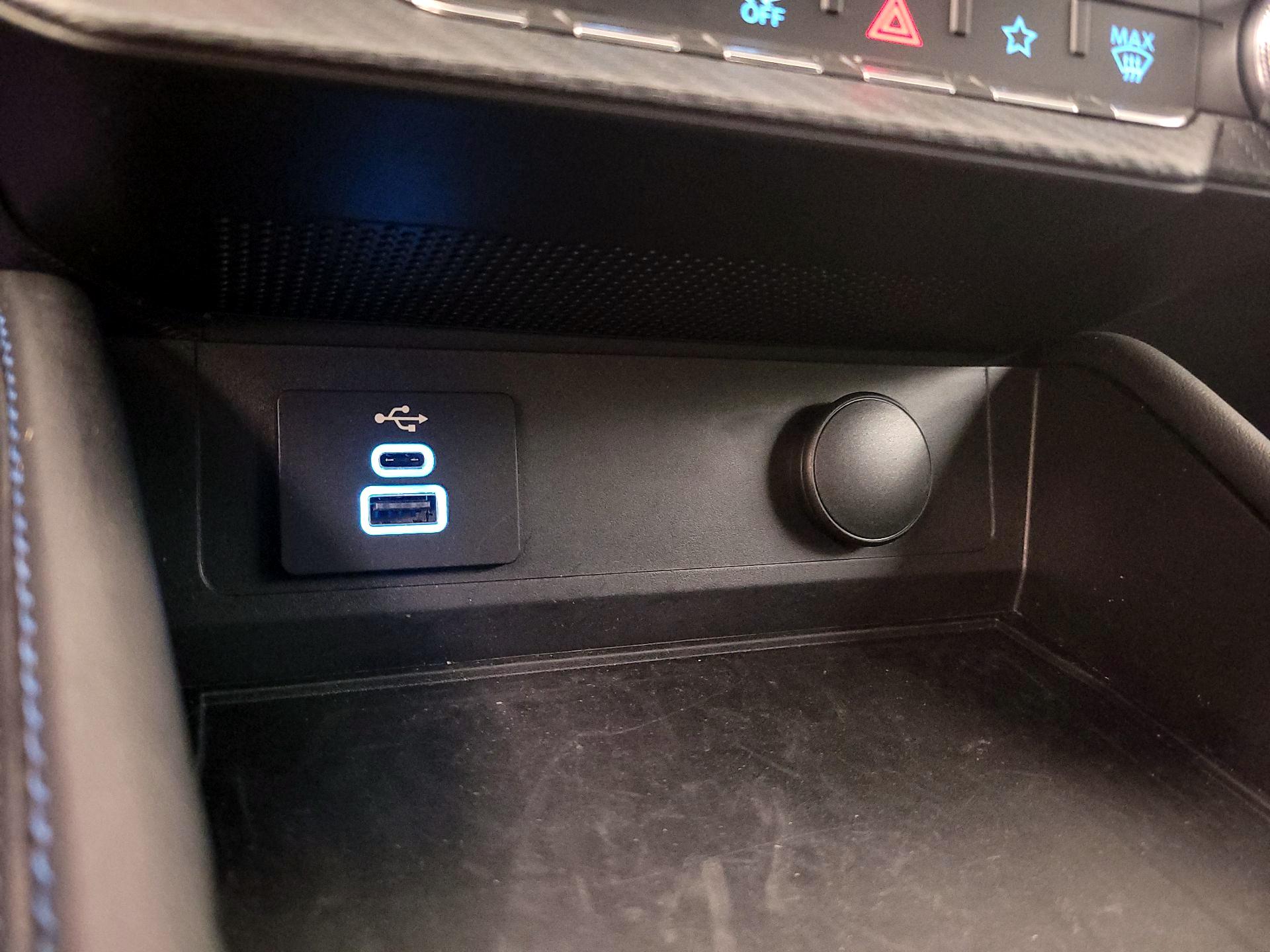 Thumbnail: 2025 Ford Mustang - 19