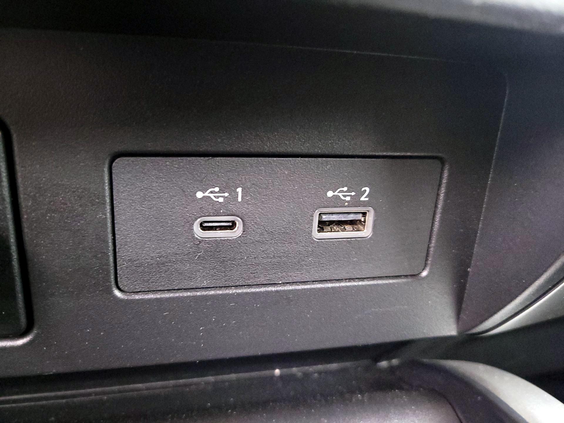 Thumbnail: 2021 Nissan Titan - 18