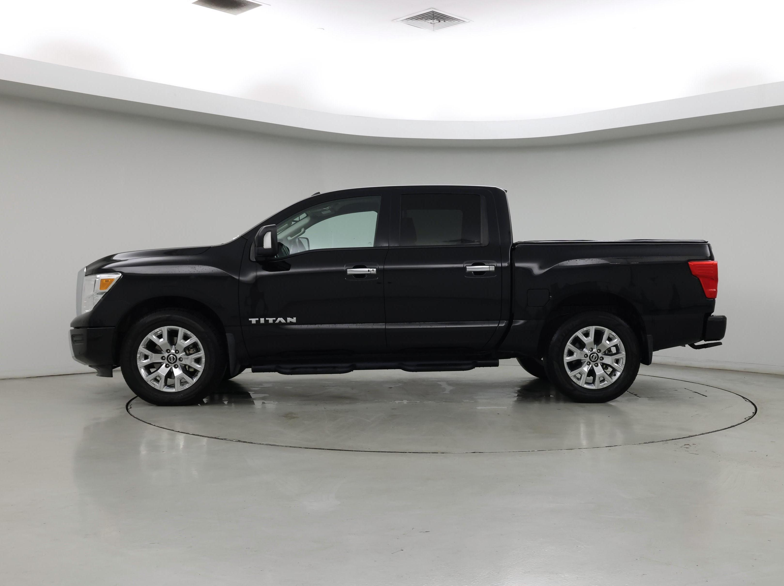 Thumbnail: 2021 Nissan Titan - 3