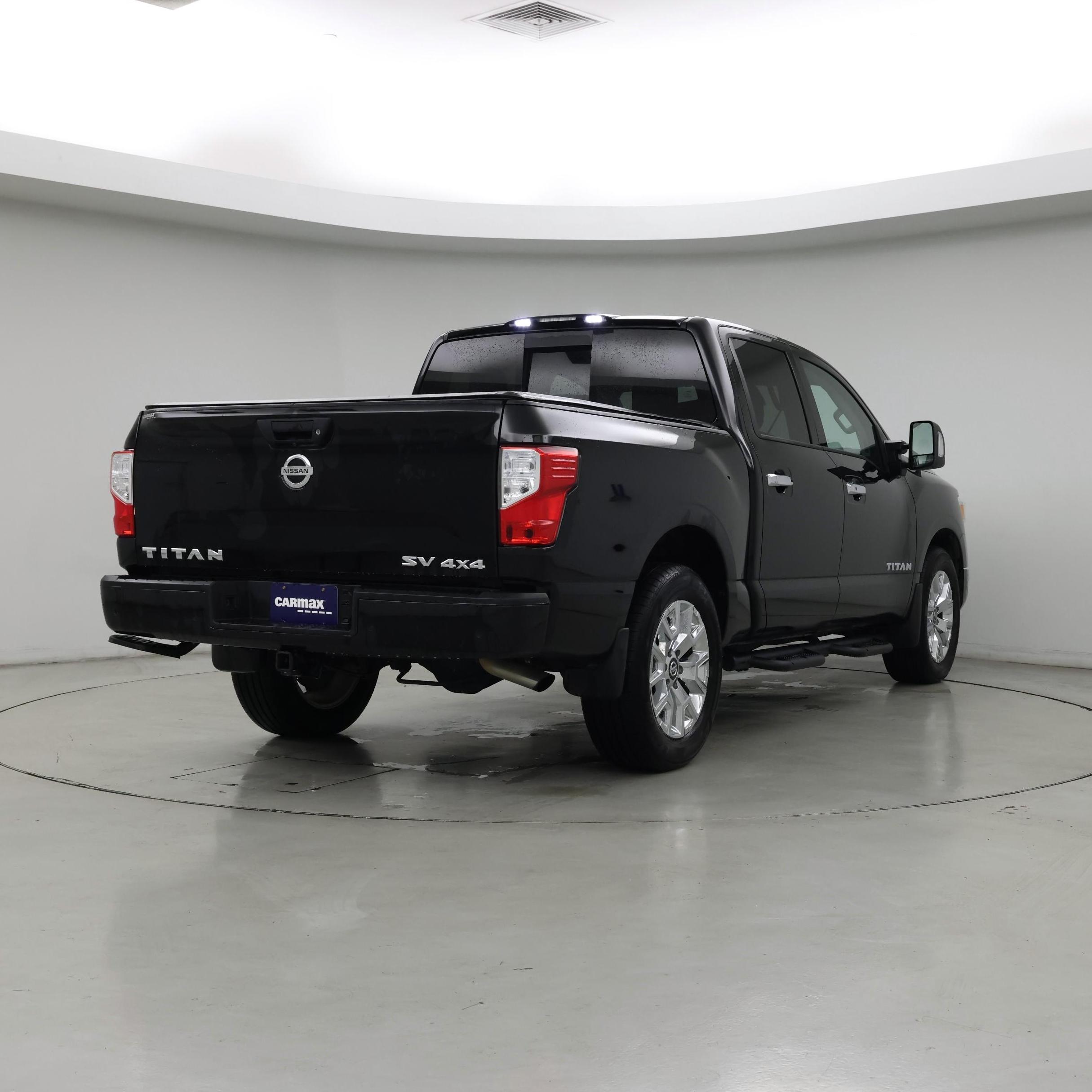 Thumbnail: 2021 Nissan Titan - 8