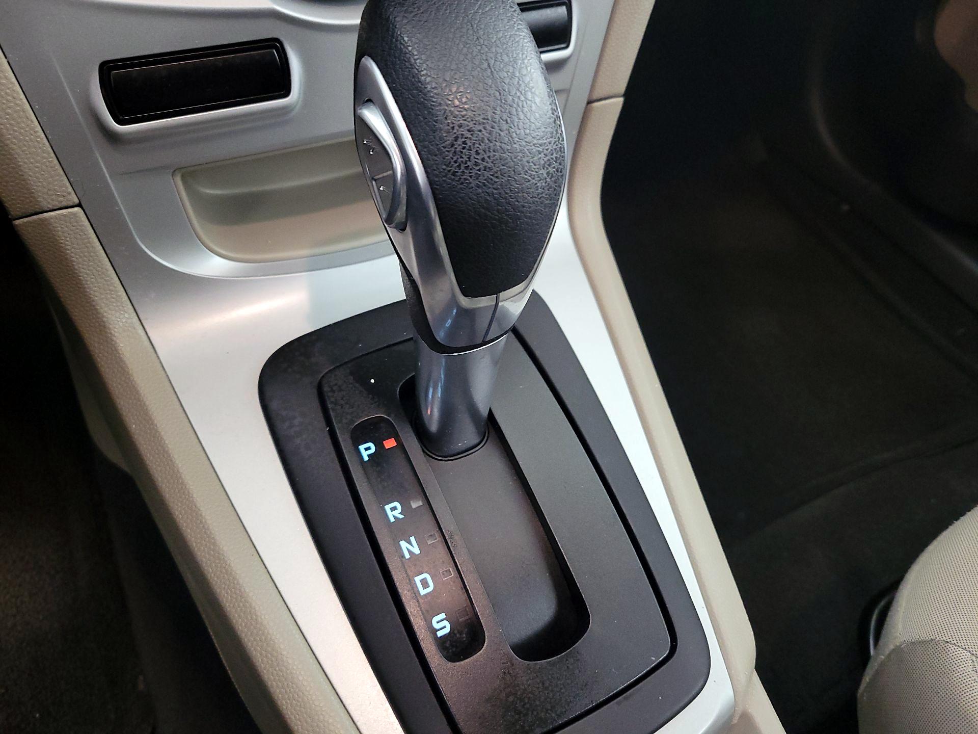 Thumbnail: 2016 Ford Fiesta - 16