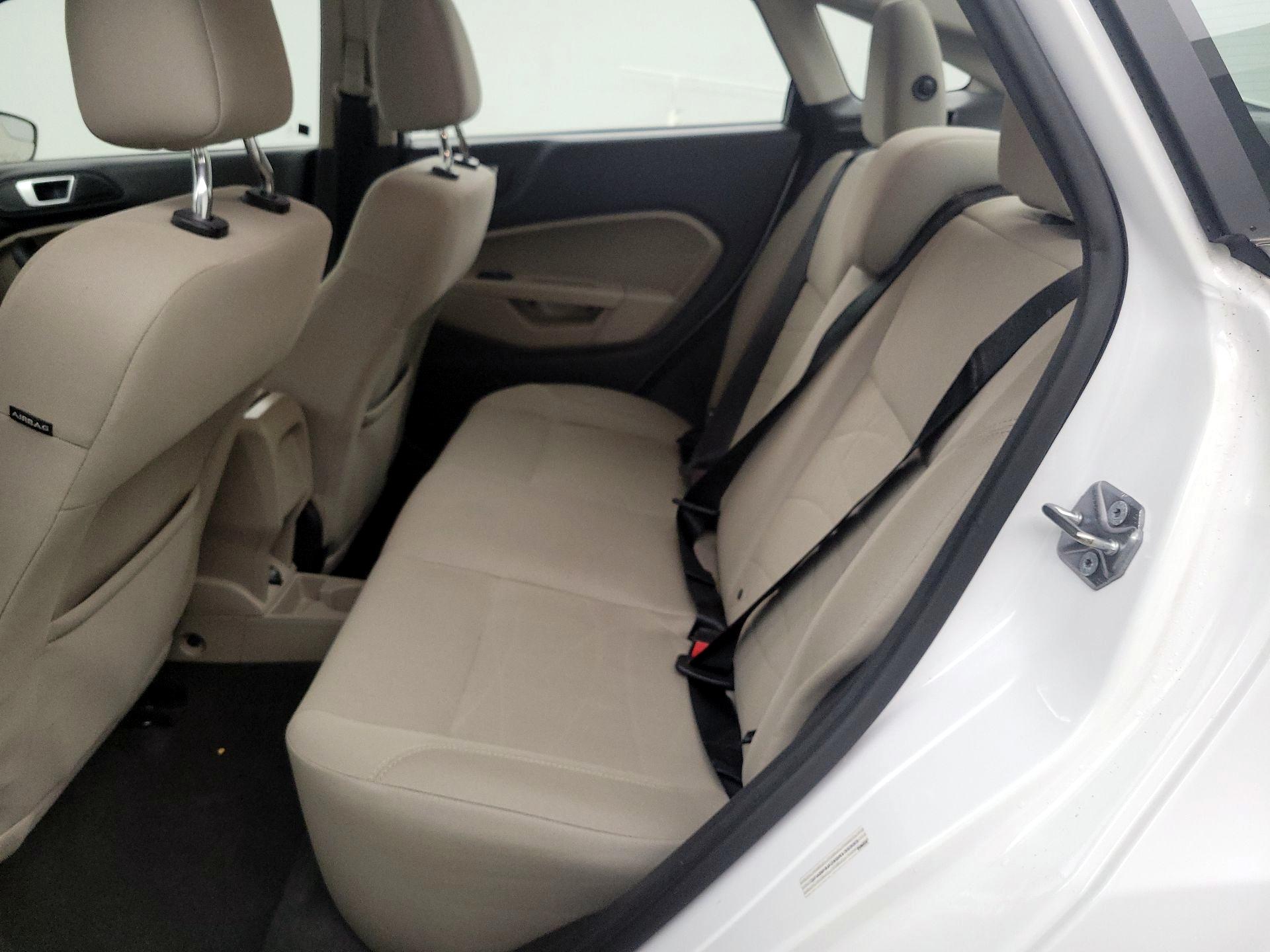 Thumbnail: 2016 Ford Fiesta - 18