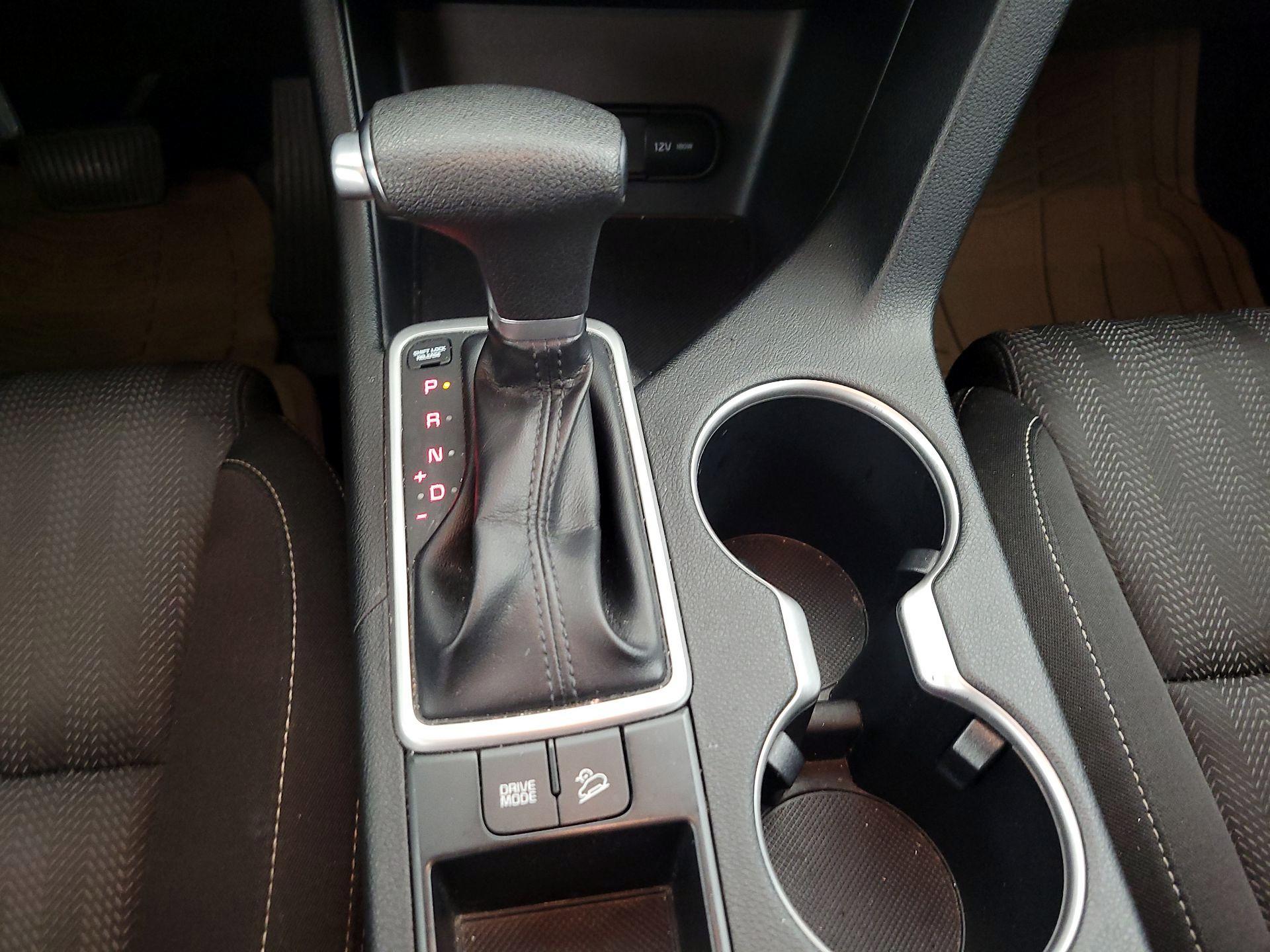 Thumbnail: 2017 Kia Sportage - 17