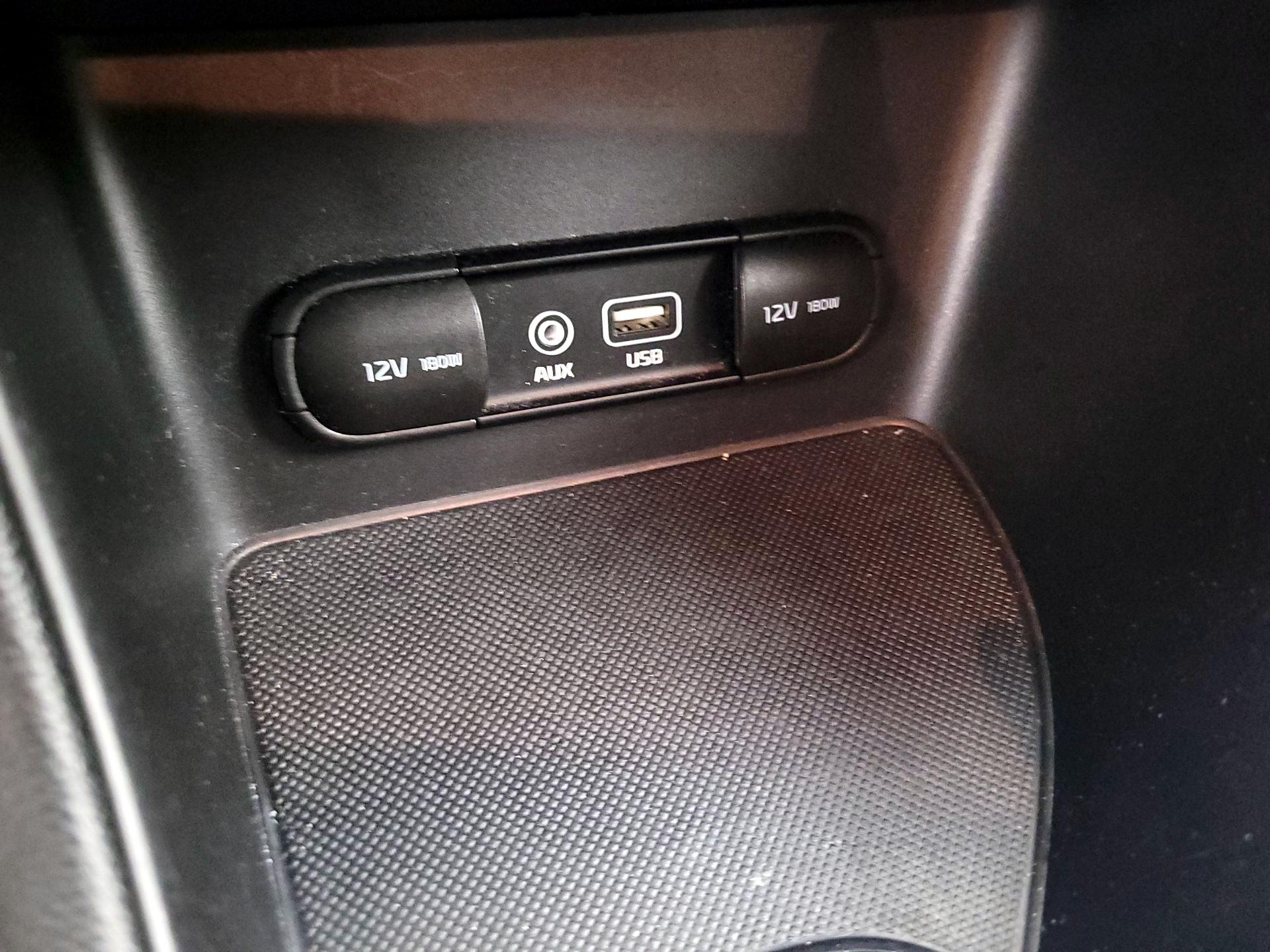 Thumbnail: 2017 Kia Sportage - 18