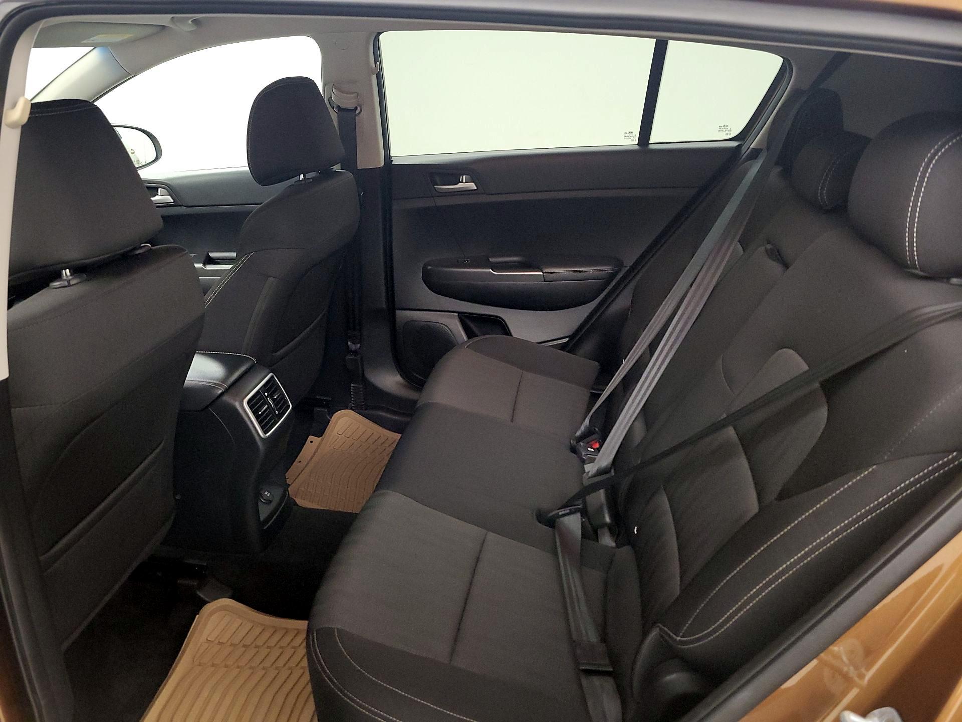 Thumbnail: 2017 Kia Sportage - 19