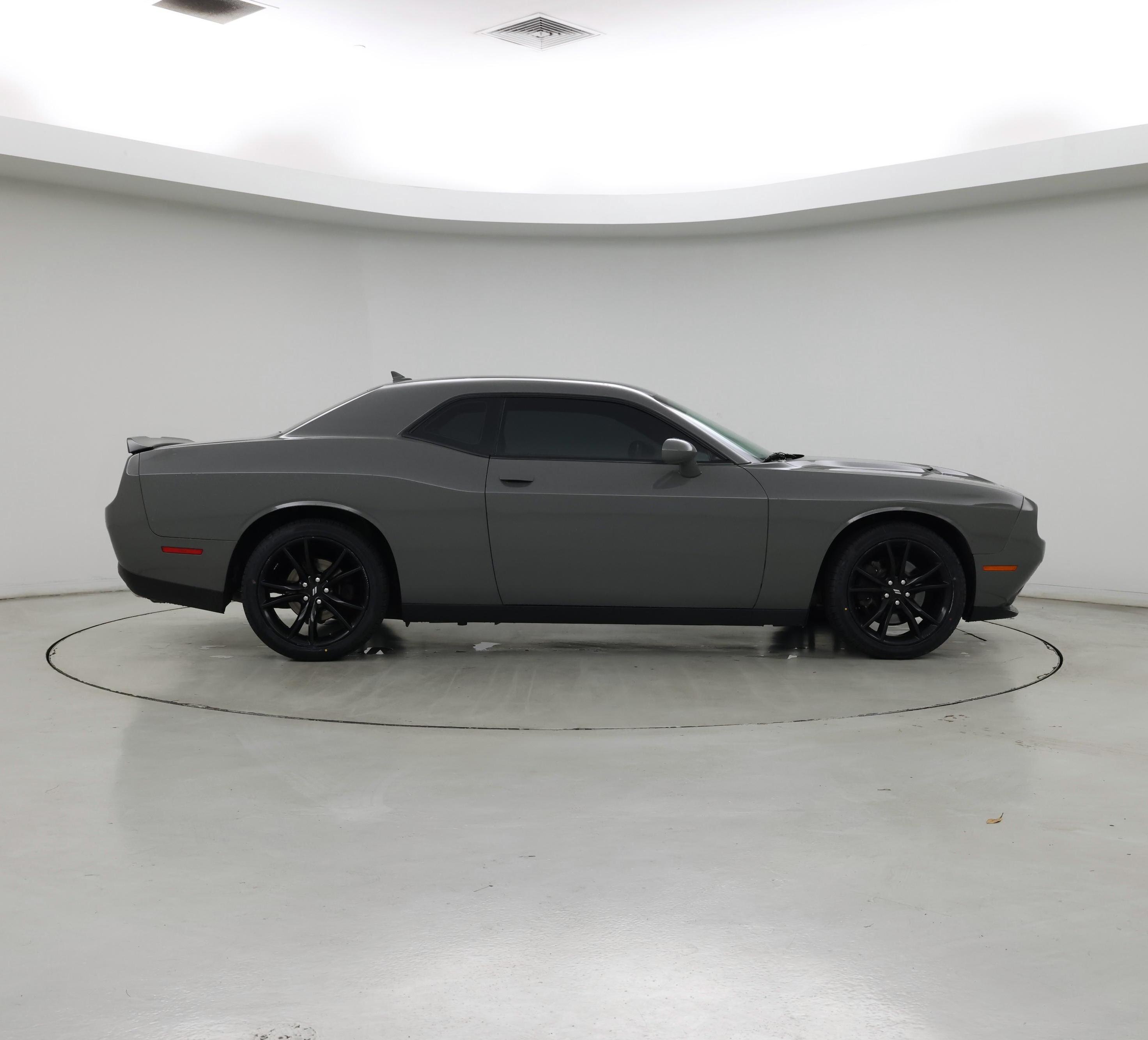 Thumbnail: 2018 Dodge Challenger - 7