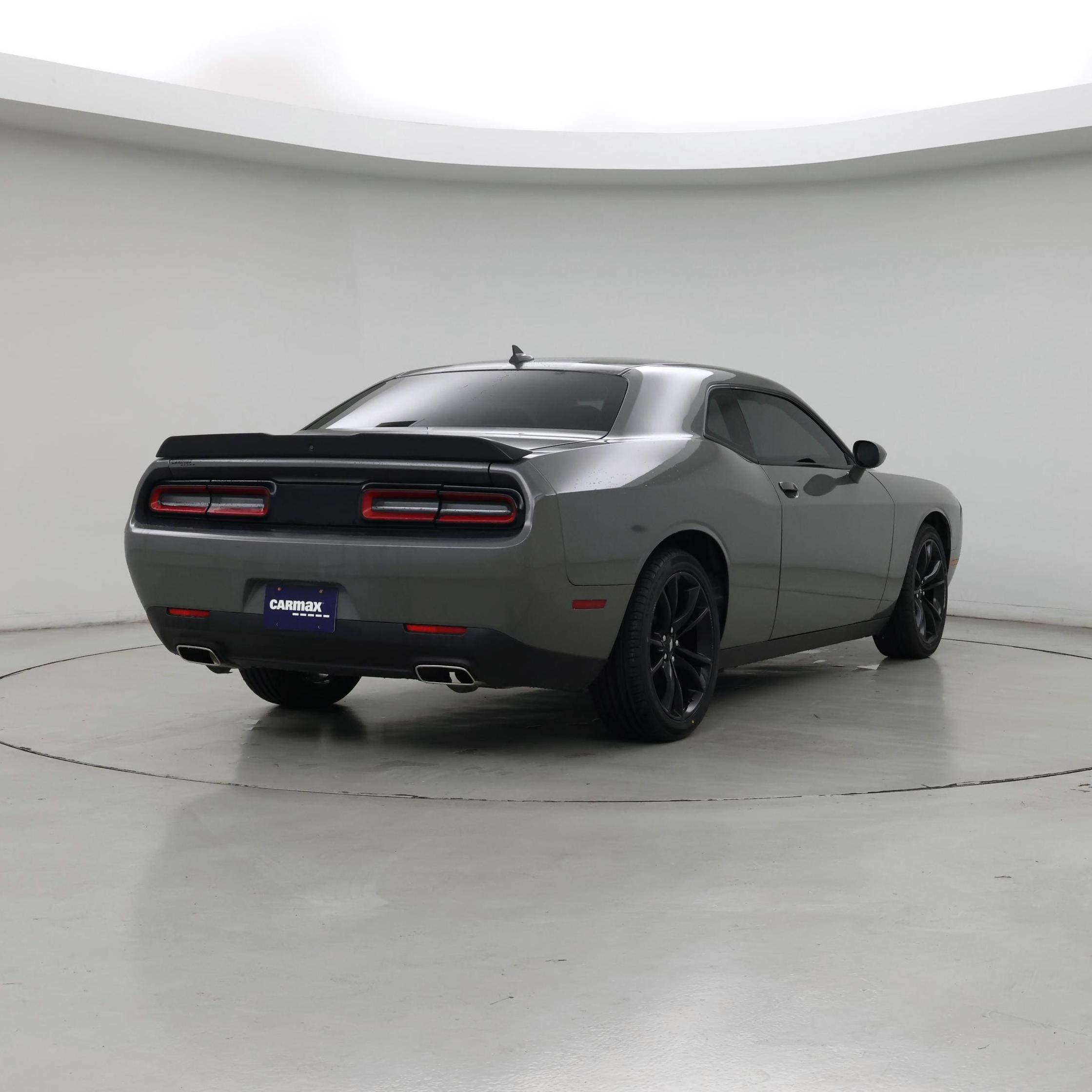 Thumbnail: 2018 Dodge Challenger - 8